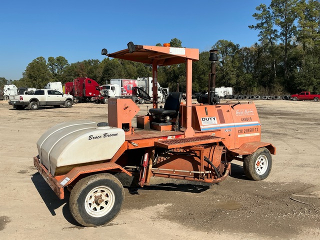 2004 Broce RJ350 Self-Propelled Broom