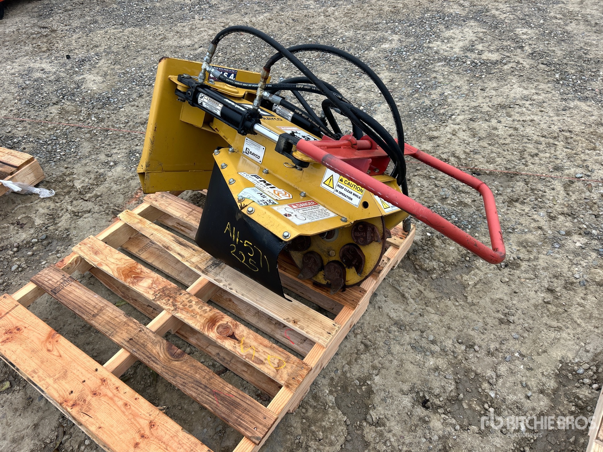 General Appearance with Picture, Right Front Corner