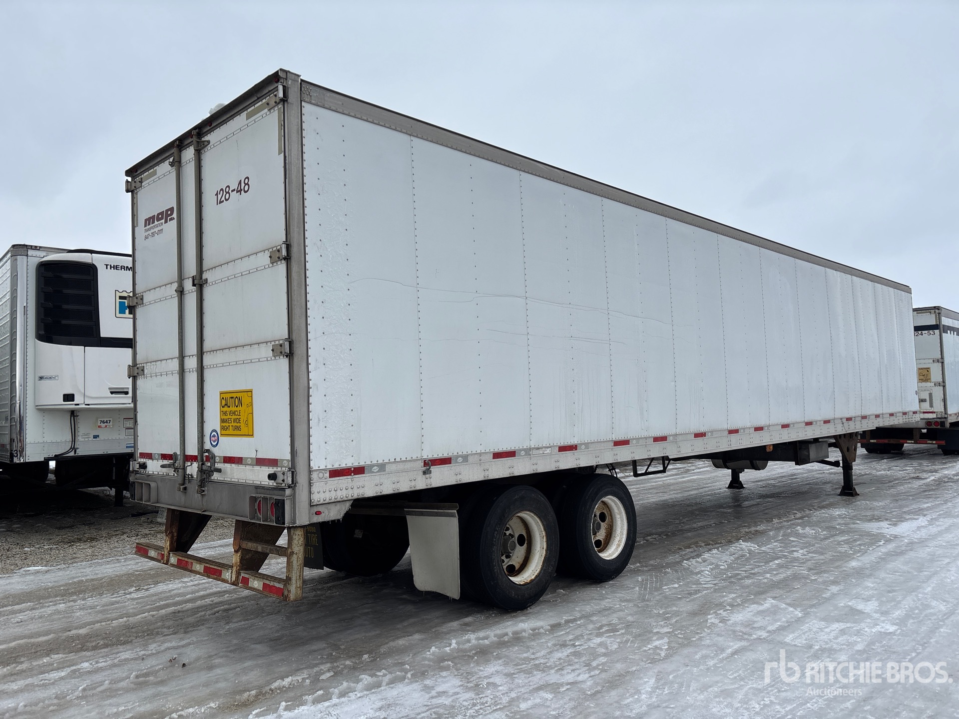 Aspect général with Image, coin arrière droit