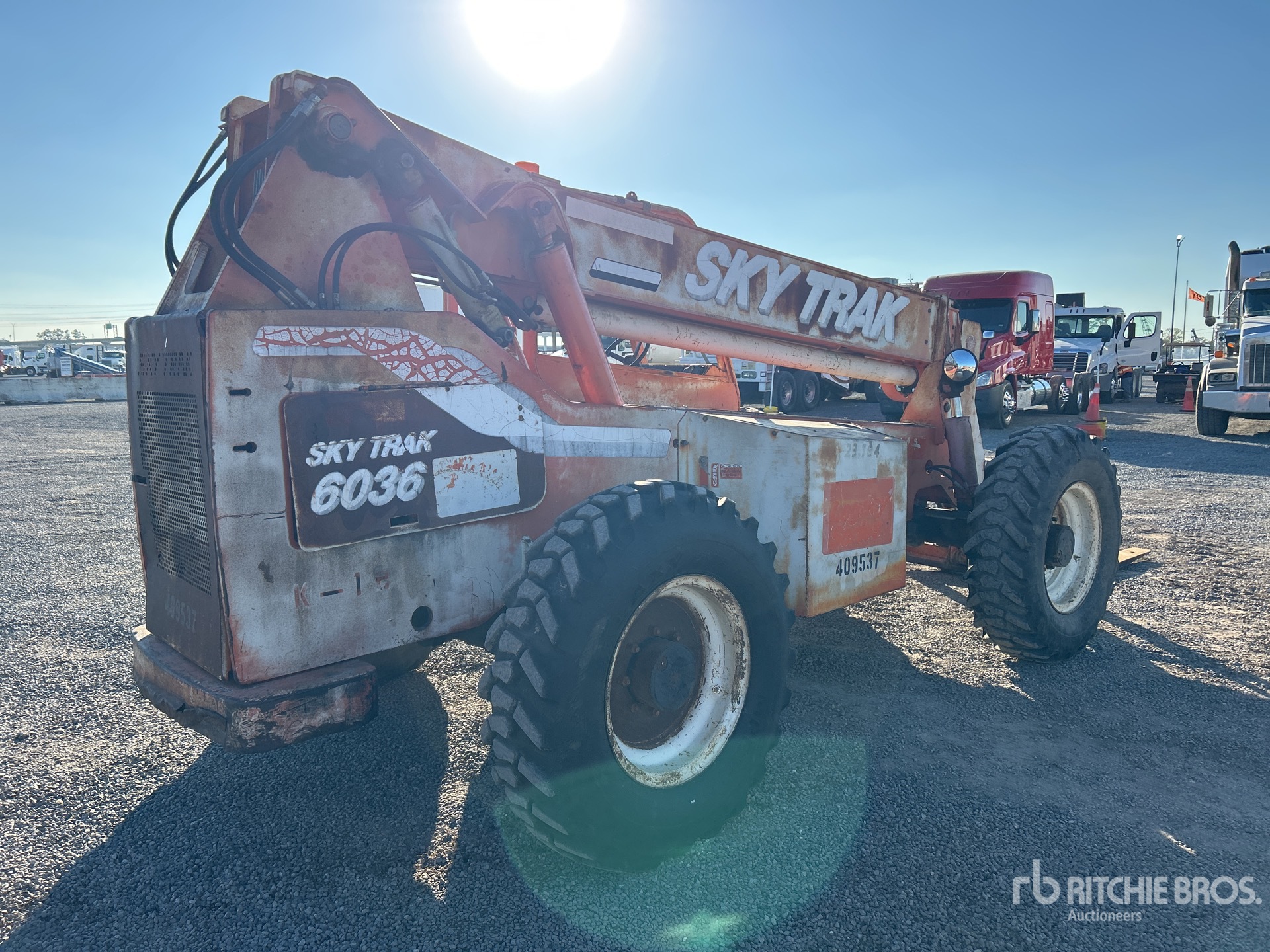 General Appearance with Picture, Right Rear Corner