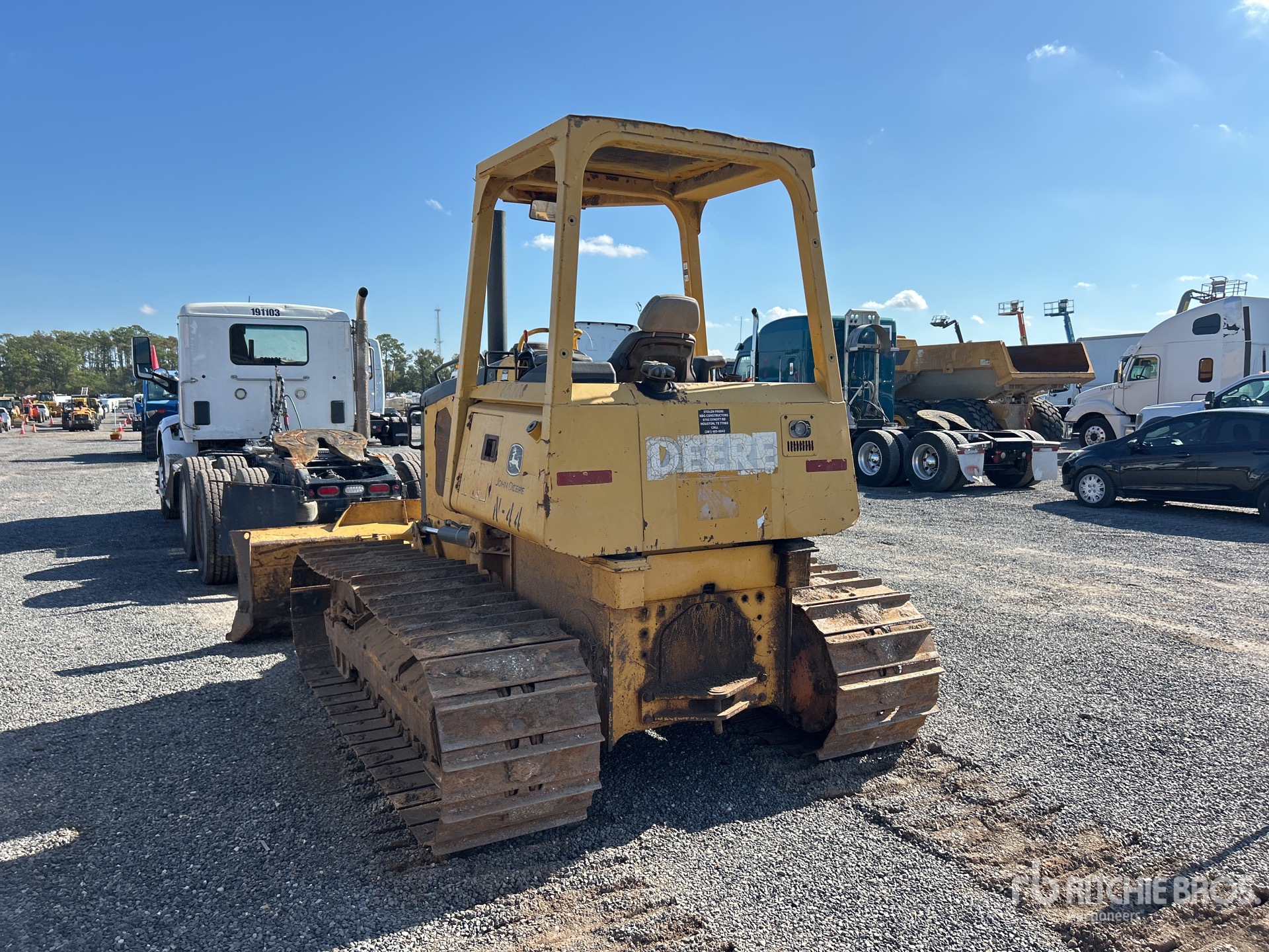 General Appearance with Picture, Left Rear Corner