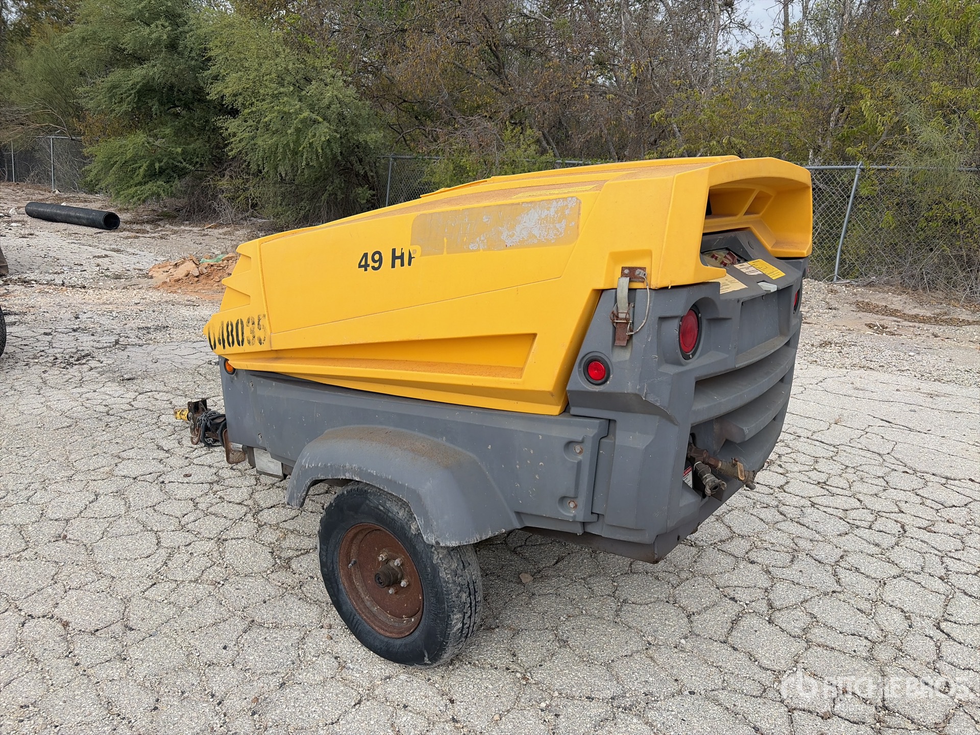 General Appearance with Picture, Left Rear Corner