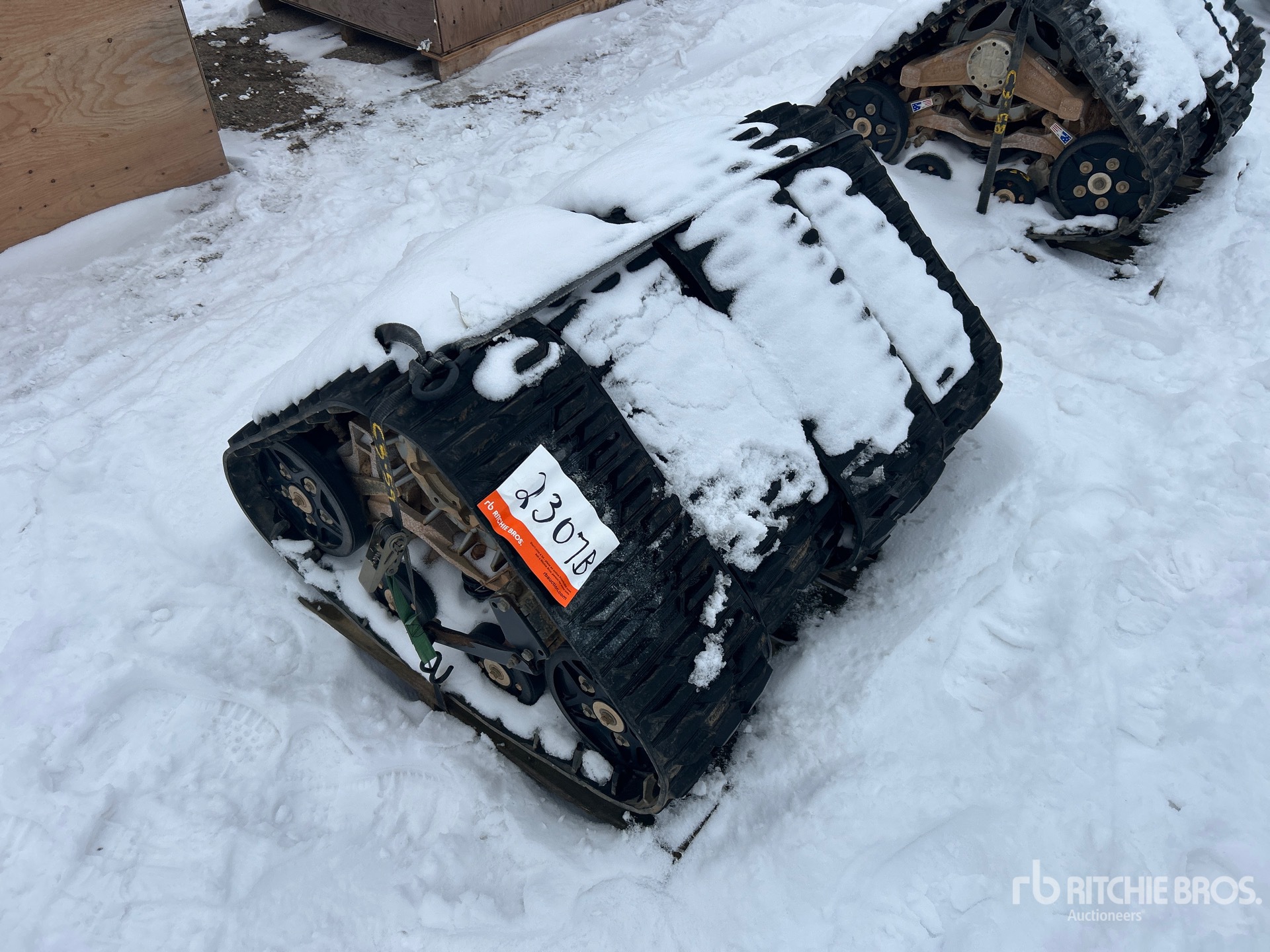 General Appearance with Bild, Ecke vorne links