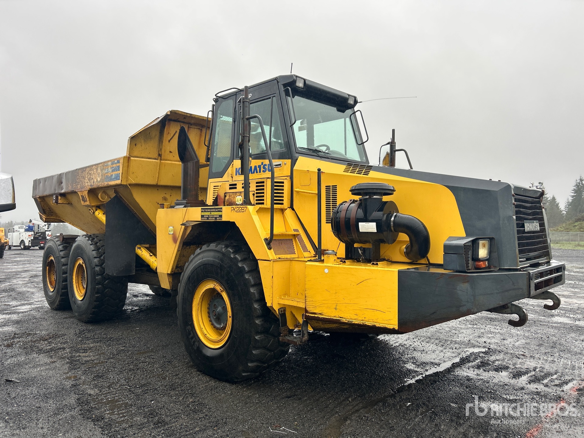 General Appearance with Picture, Right Front Corner