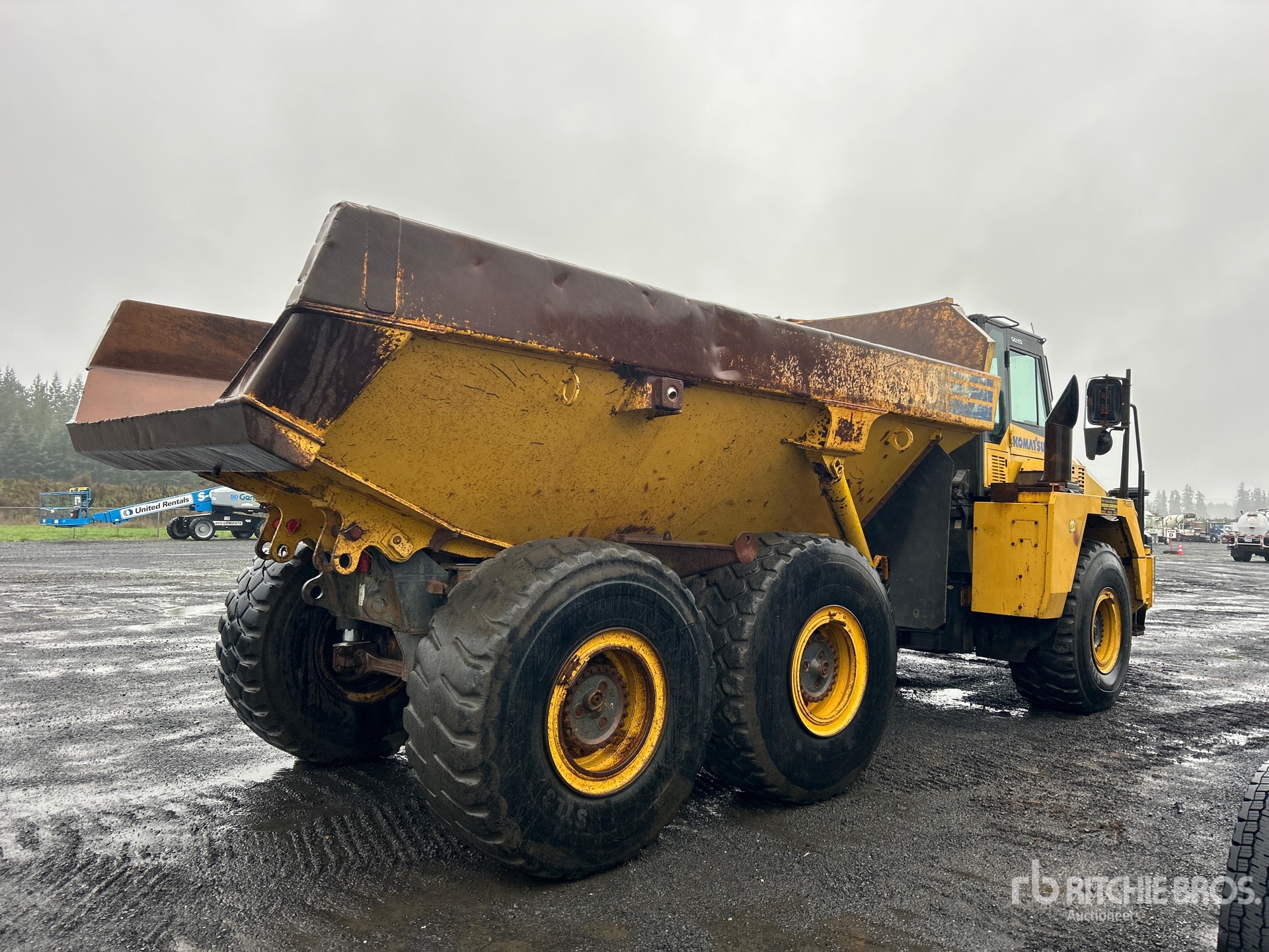 General Appearance with Picture, Right Rear Corner