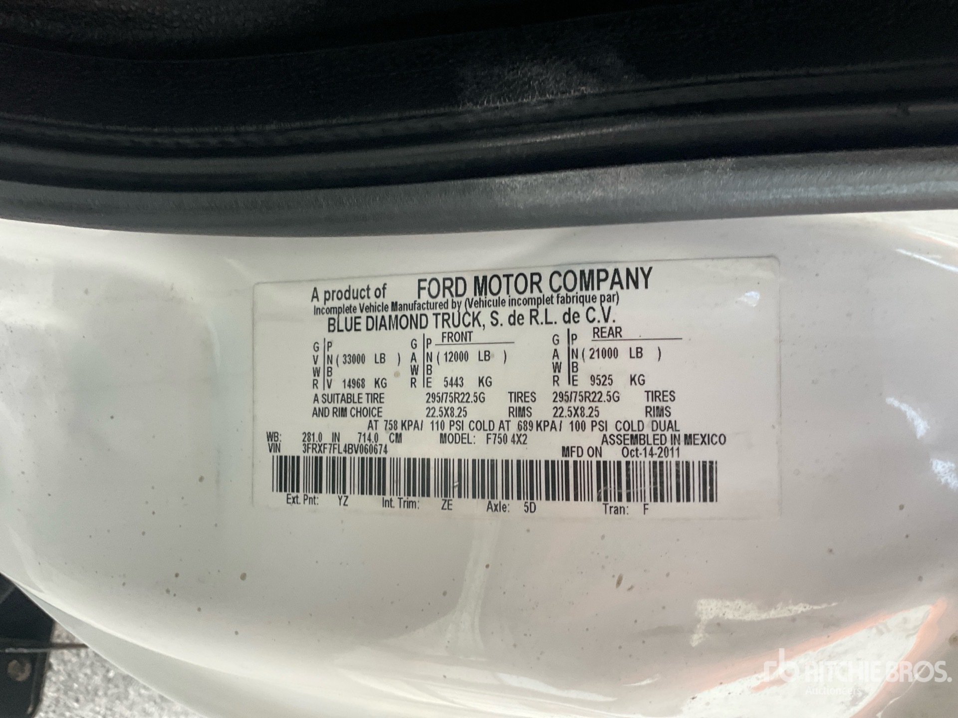 General Appearance with Seriennummer / FIN