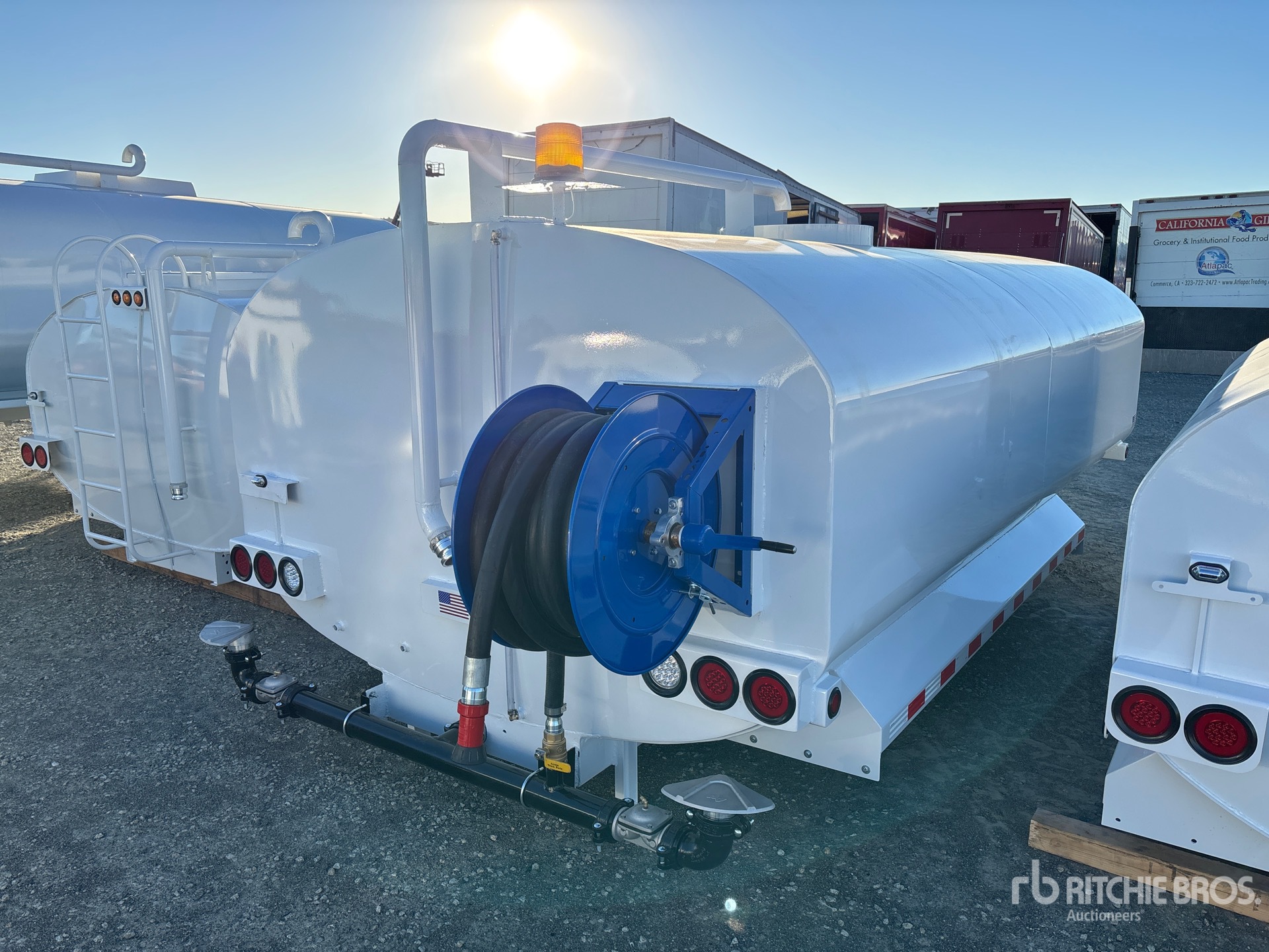 General Appearance with Bild, Ecke hinten rechts