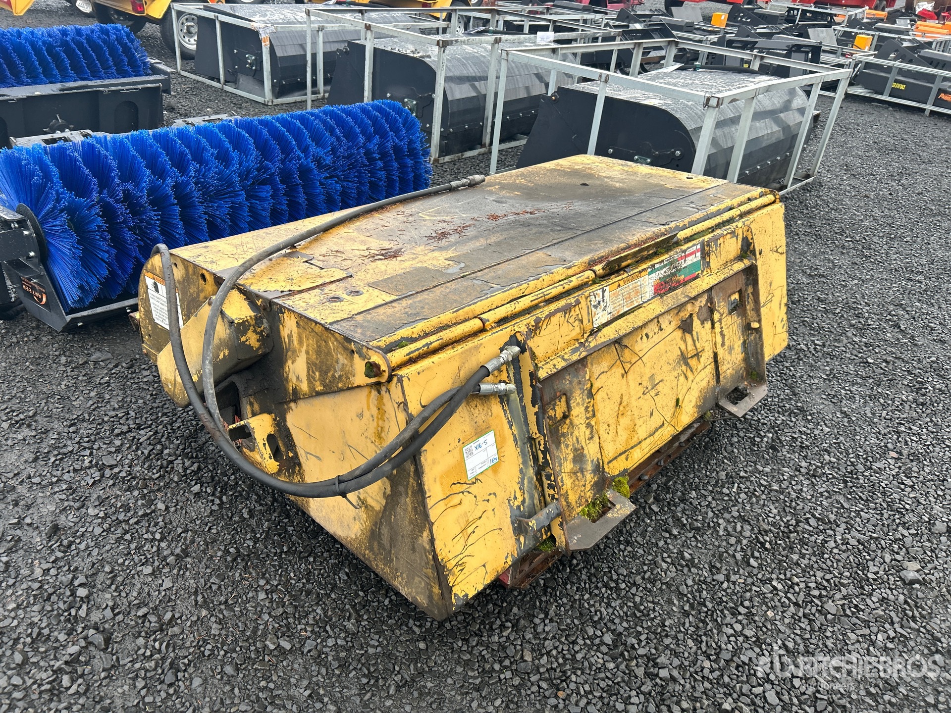 Aspect général with Image, coin arrière gauche