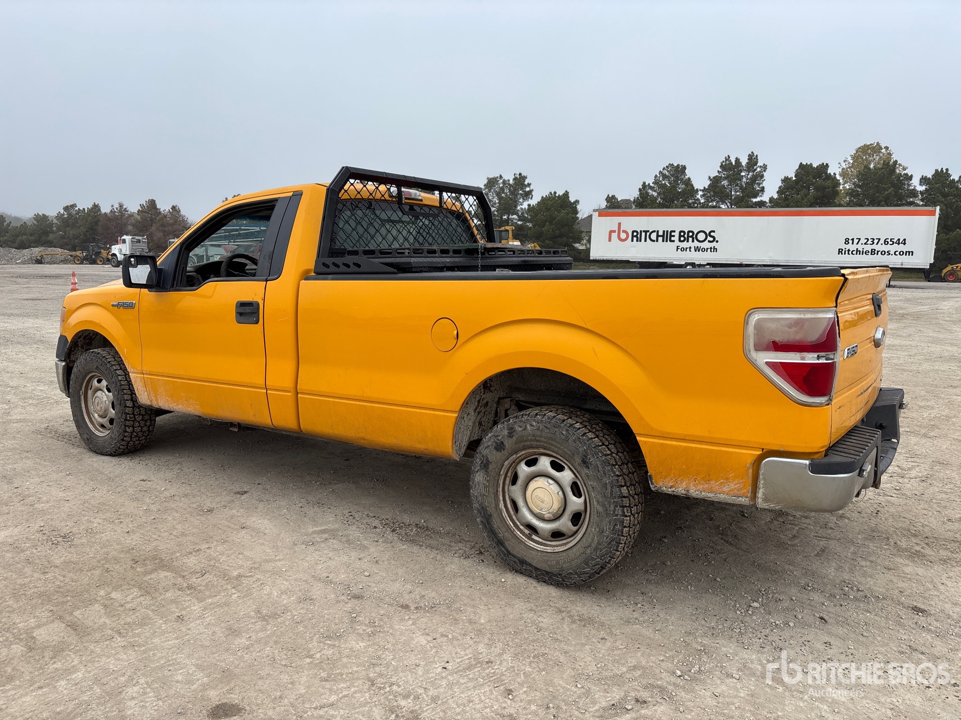 General Appearance with Picture, Left Rear Corner