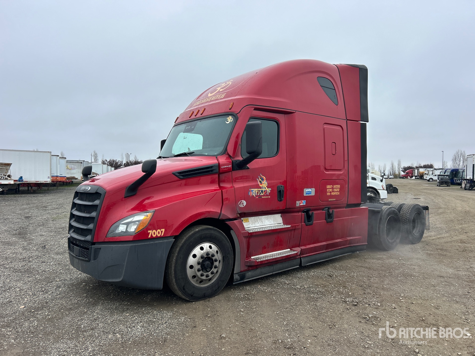 General Appearance with Picture, Left Front Corner