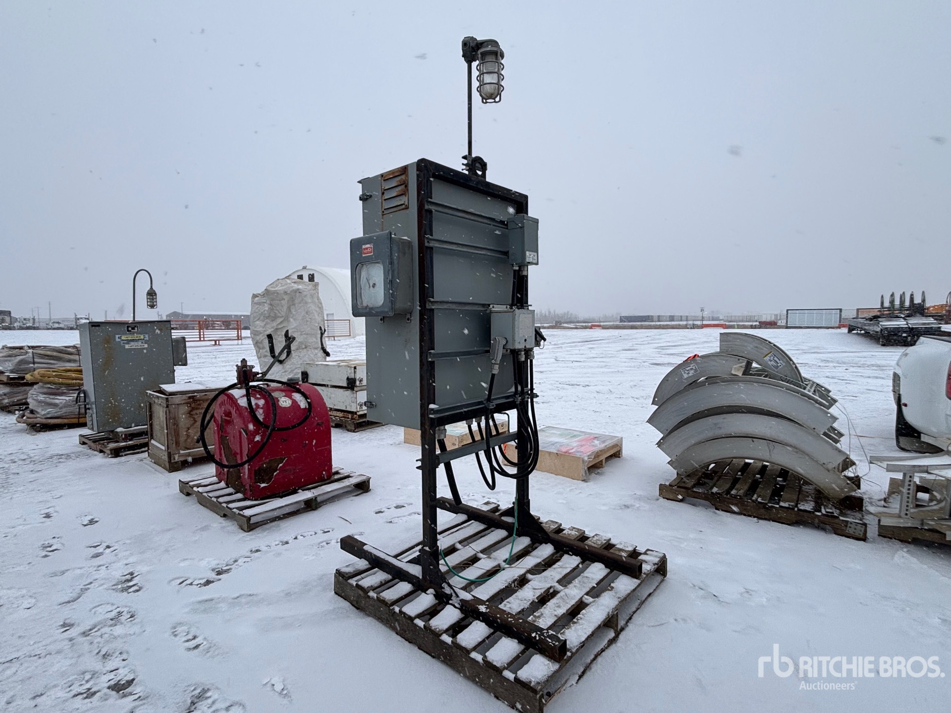 General Appearance with Picture, Left Rear Corner