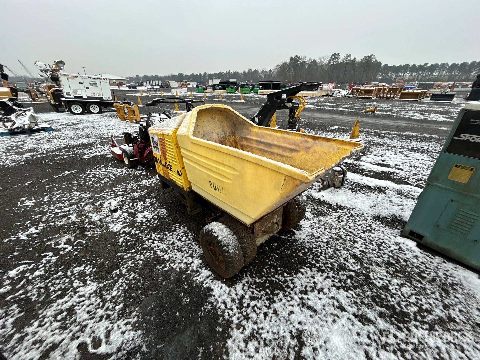 General Appearance with Picture, Right Front Corner