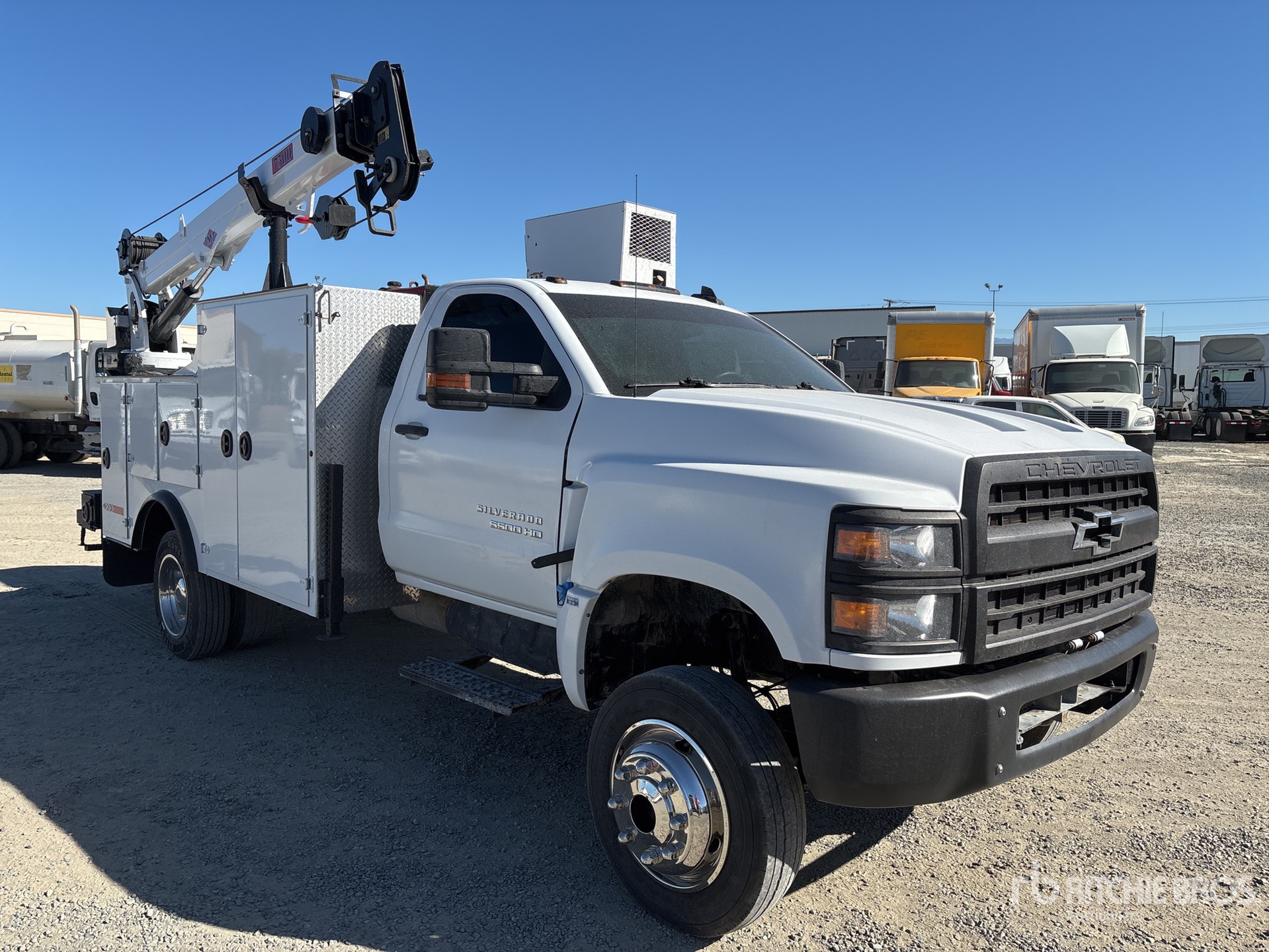 General Appearance with Bild, Ecke vorne rechts