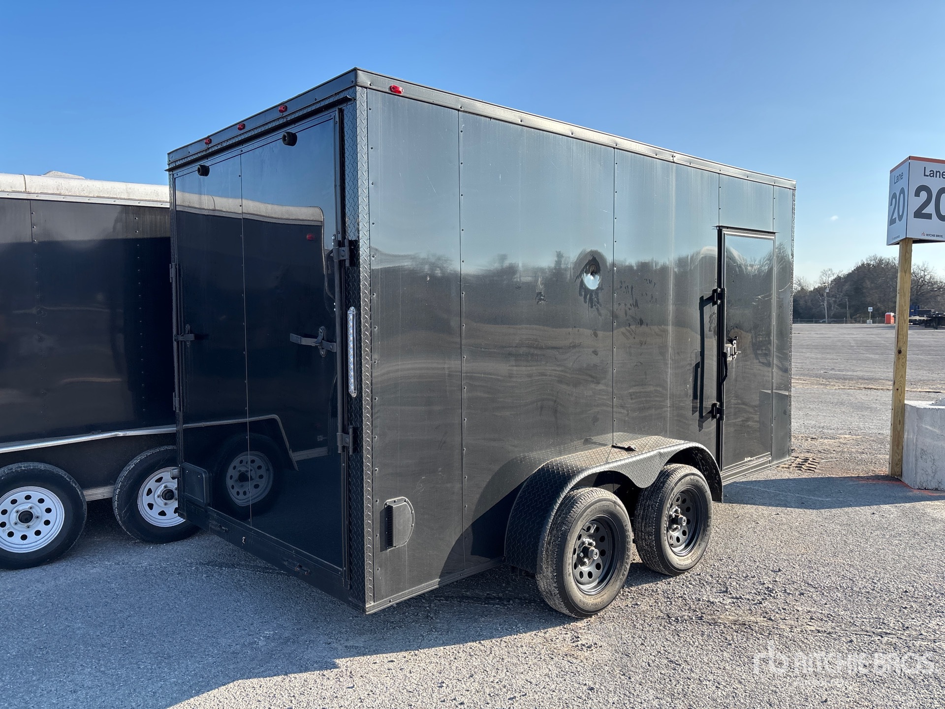 General Appearance with Zdjęcie, prawy dolny róg