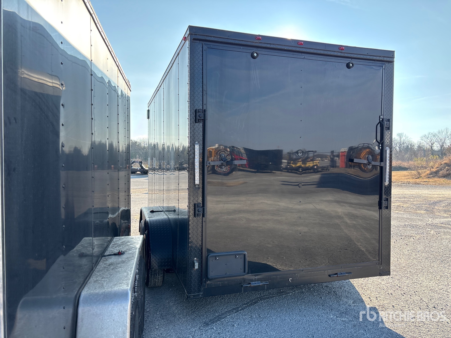 General Appearance with Zdjęcie, lewy dolny róg