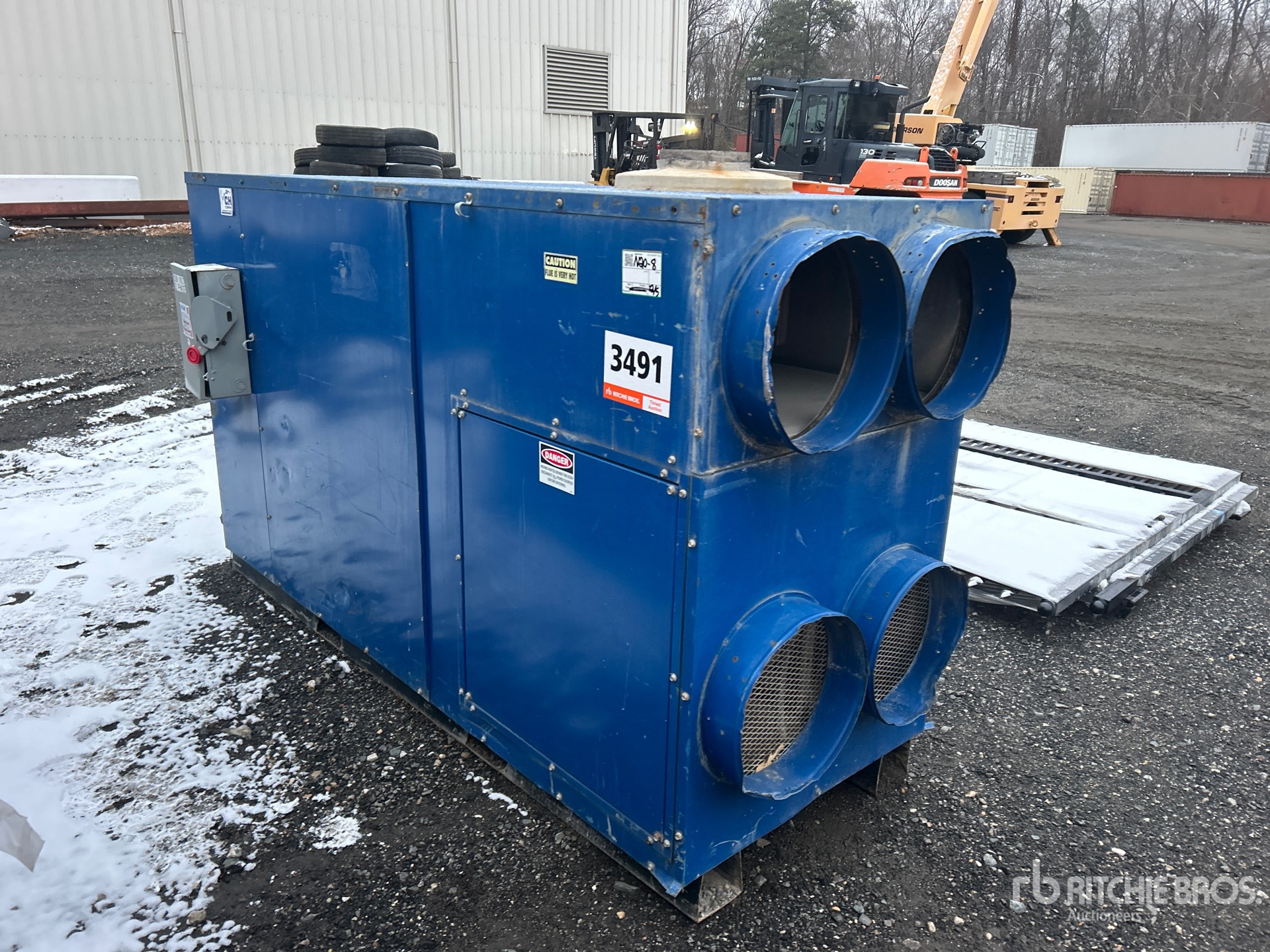 General Appearance with Picture, Left Rear Corner