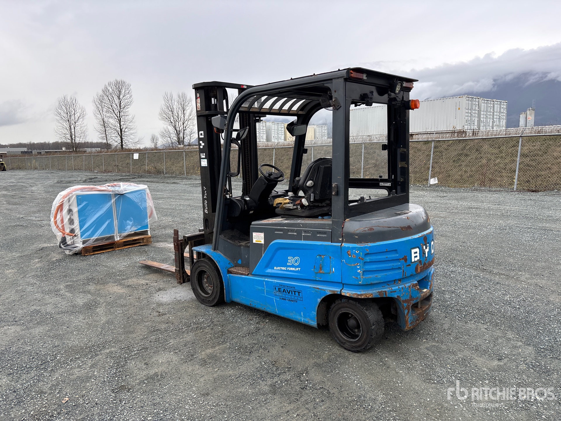 General Appearance with Picture, Left Rear Corner