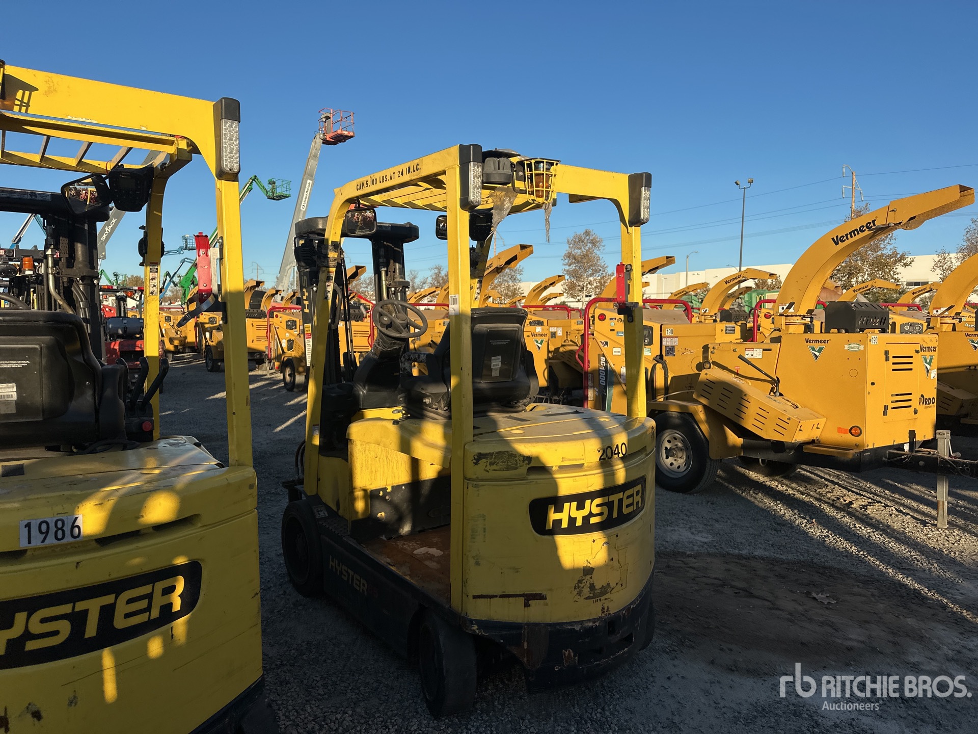 General Appearance with Picture, Left Rear Corner