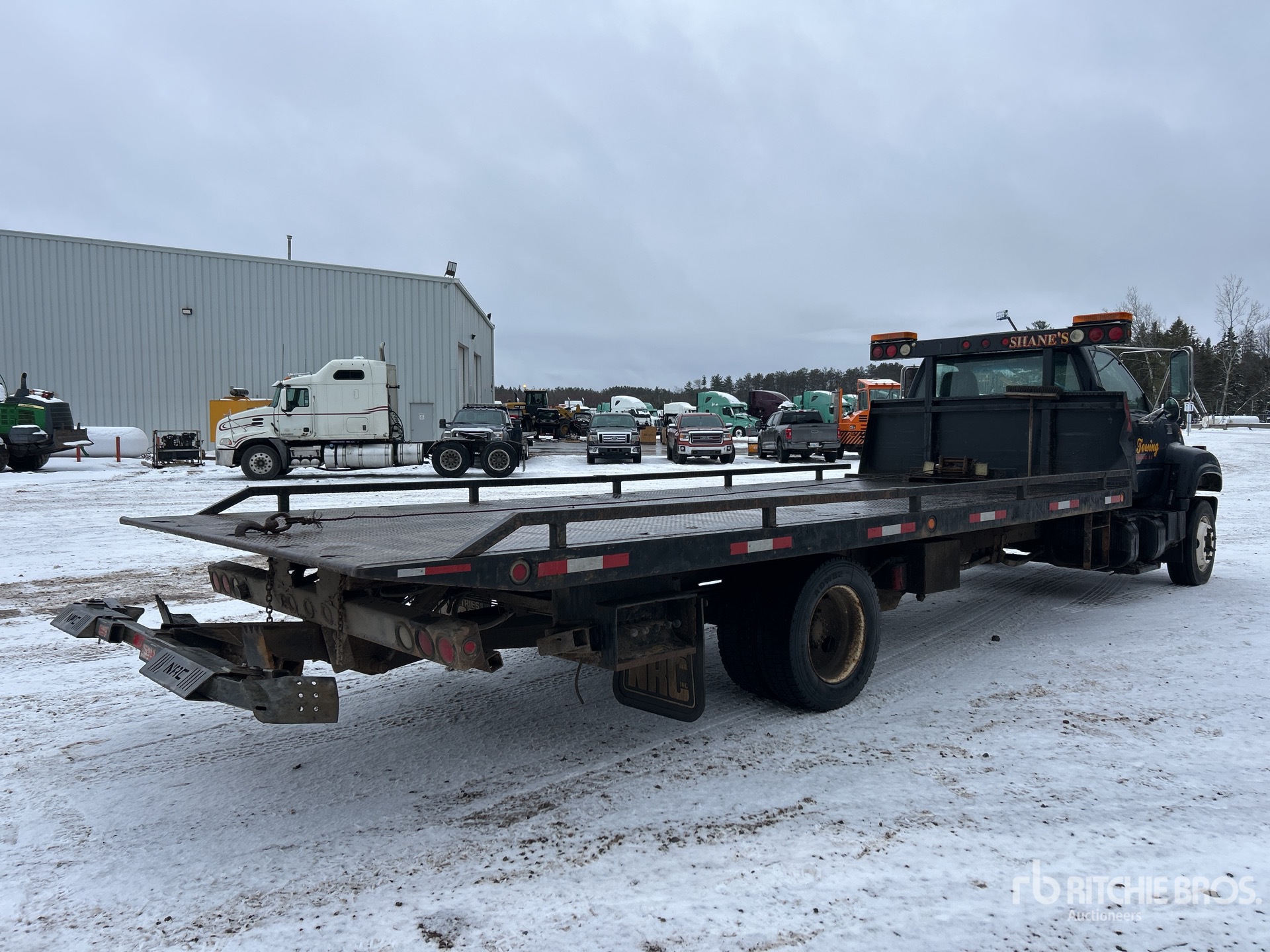 General Appearance with Imagen: esquina trasera derecha