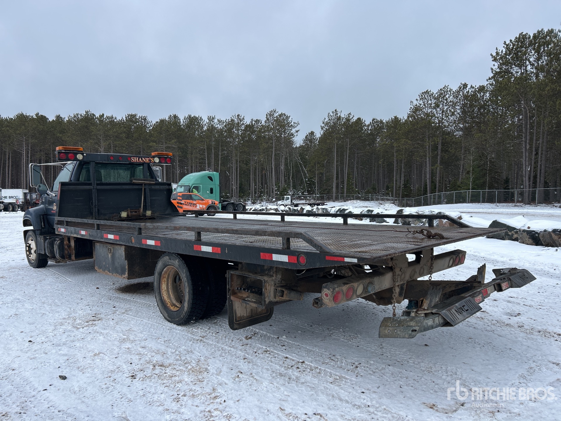 General Appearance with Imagen: esquina trasera izquierda