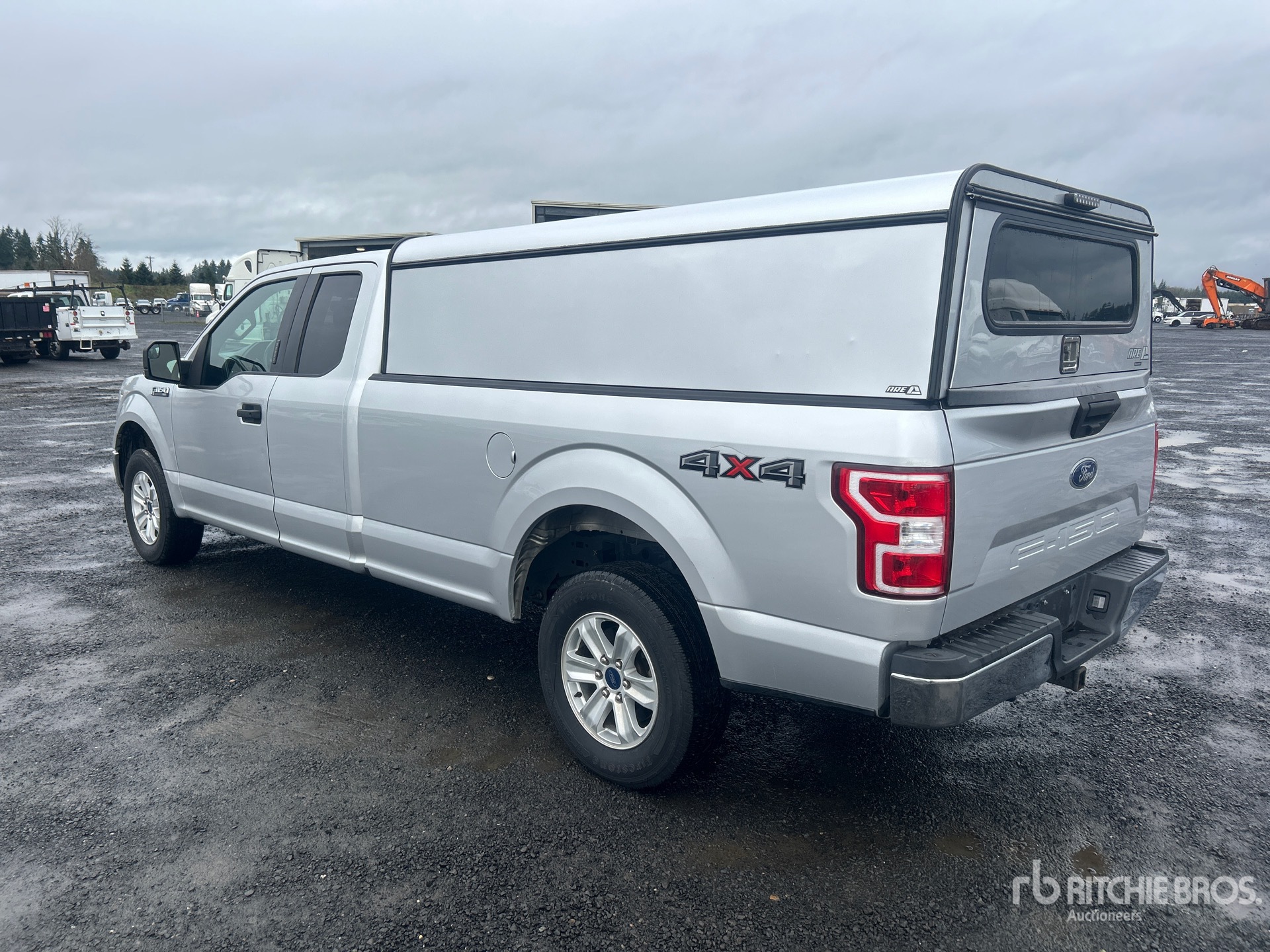 General Appearance with Picture, Left Rear Corner