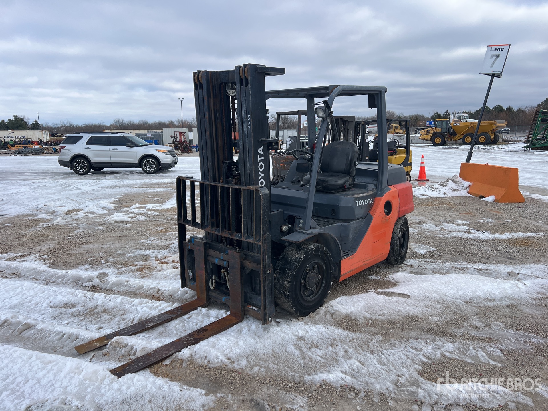 General Appearance with Picture, Left Front Corner