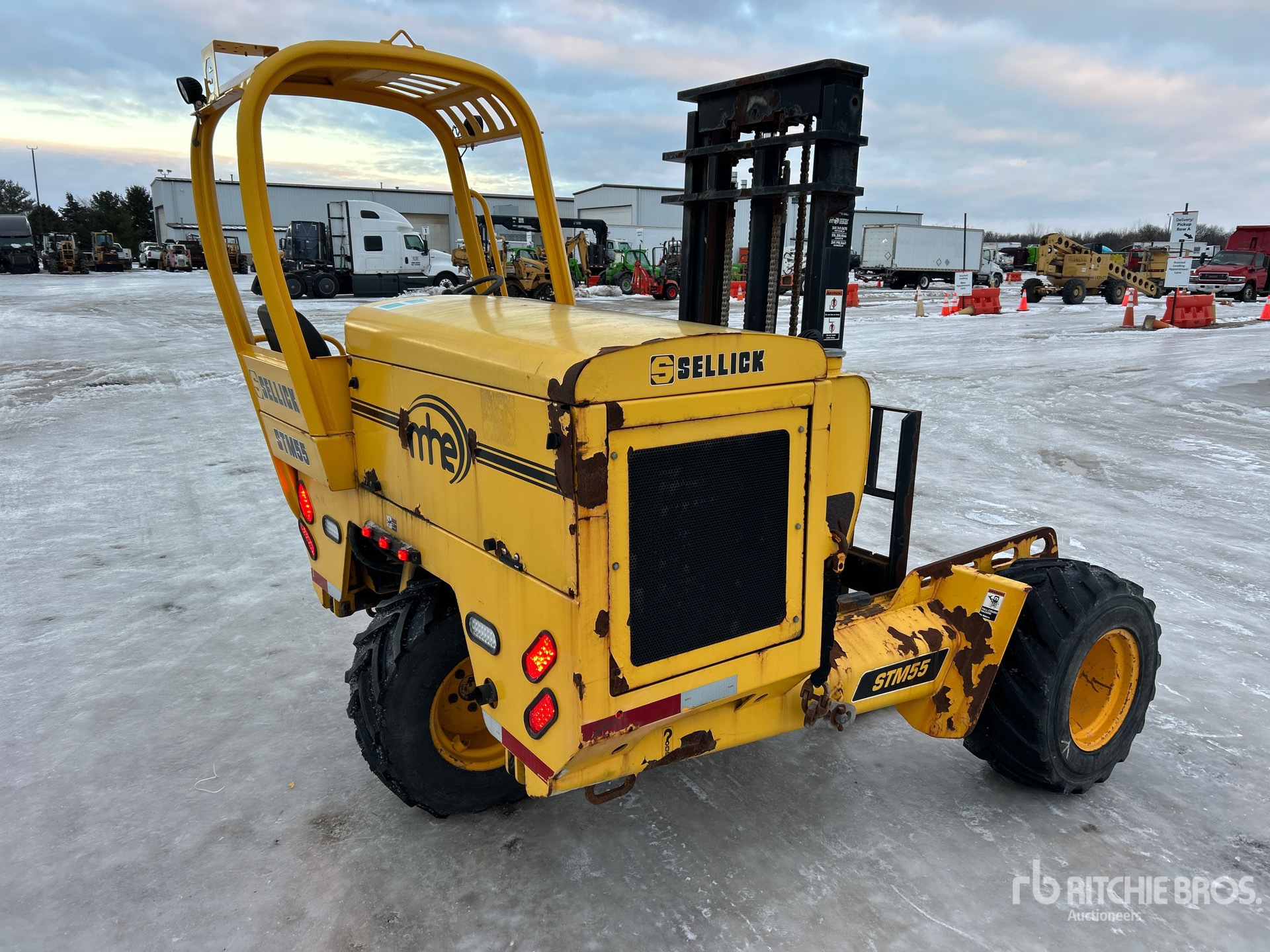 General Appearance with Imagen: esquina trasera derecha