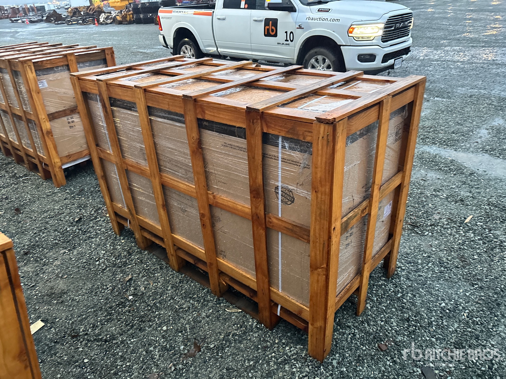 General Appearance with Picture, Right Rear Corner