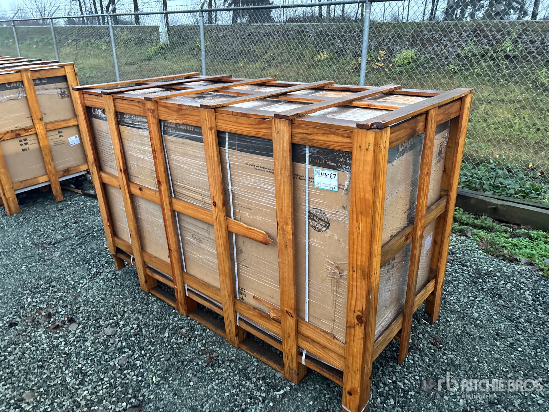 General Appearance with Picture, Left Front Corner