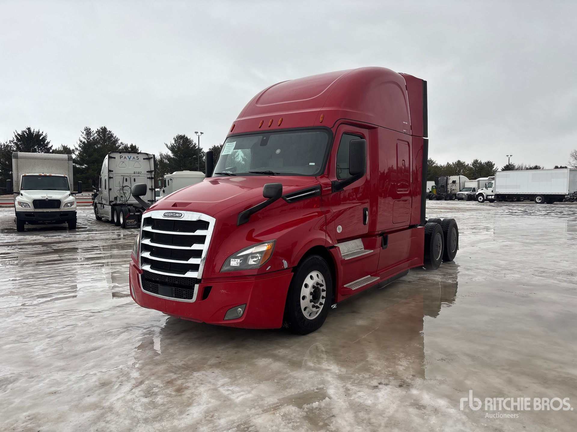 General Appearance with Picture, Left Front Corner