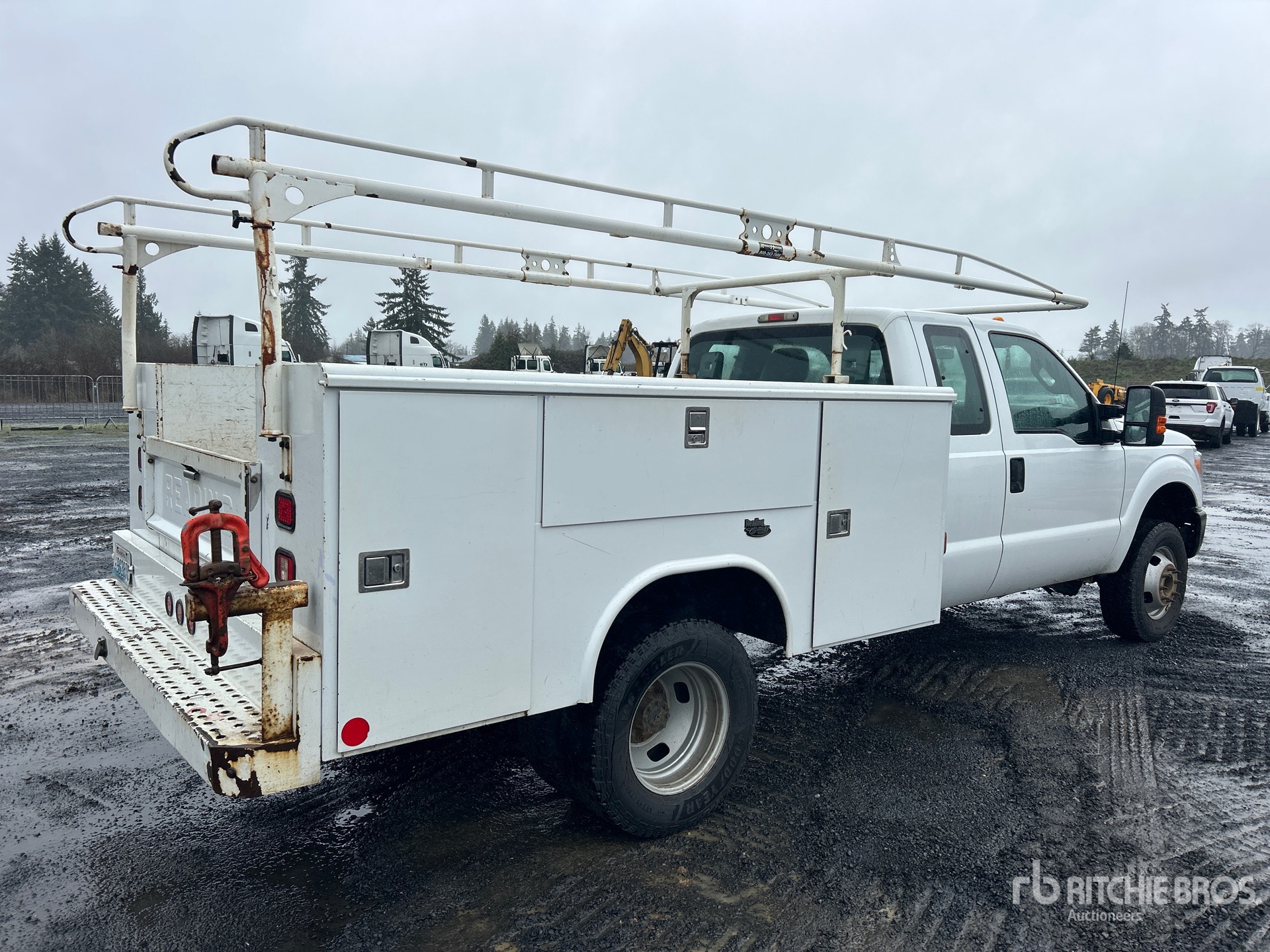 General Appearance with Picture, Right Rear Corner