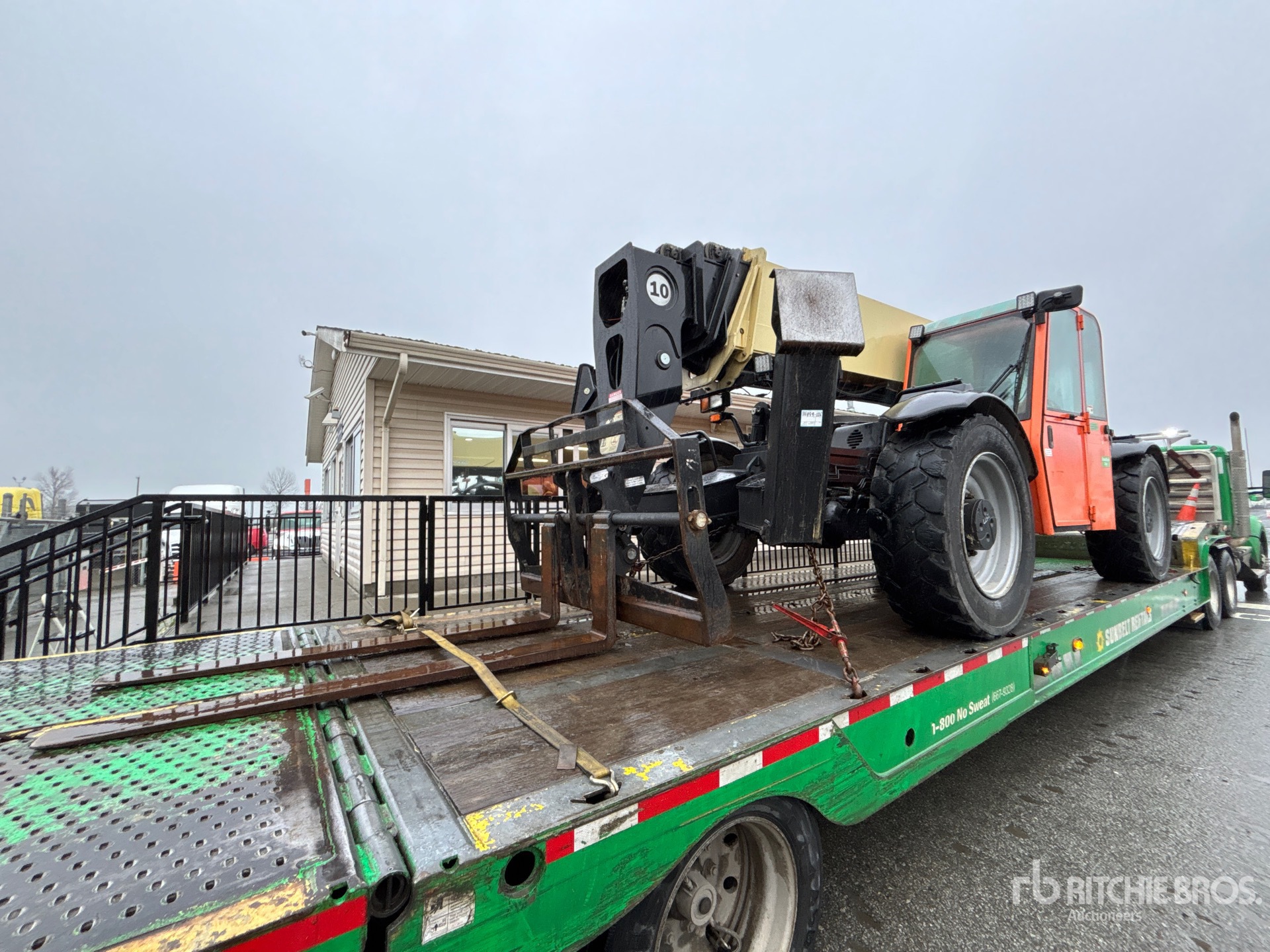 General Appearance with Featured Photo