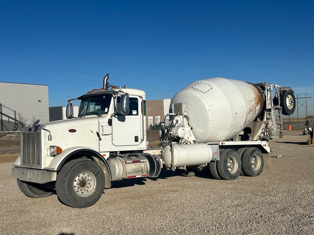 2014 Peterbilt 365 6x4 McNeil is 10.5 YD. Rear Discharge Mixer Truck Mixer Truck