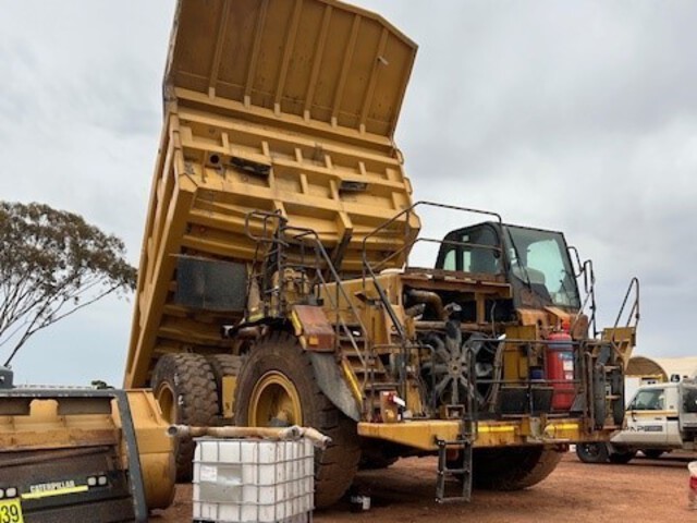 2010 Cat 777F Haul Truck
