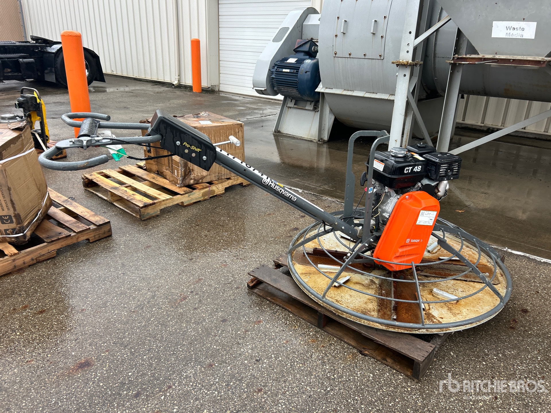 Aspect général with Image, coin avant gauche