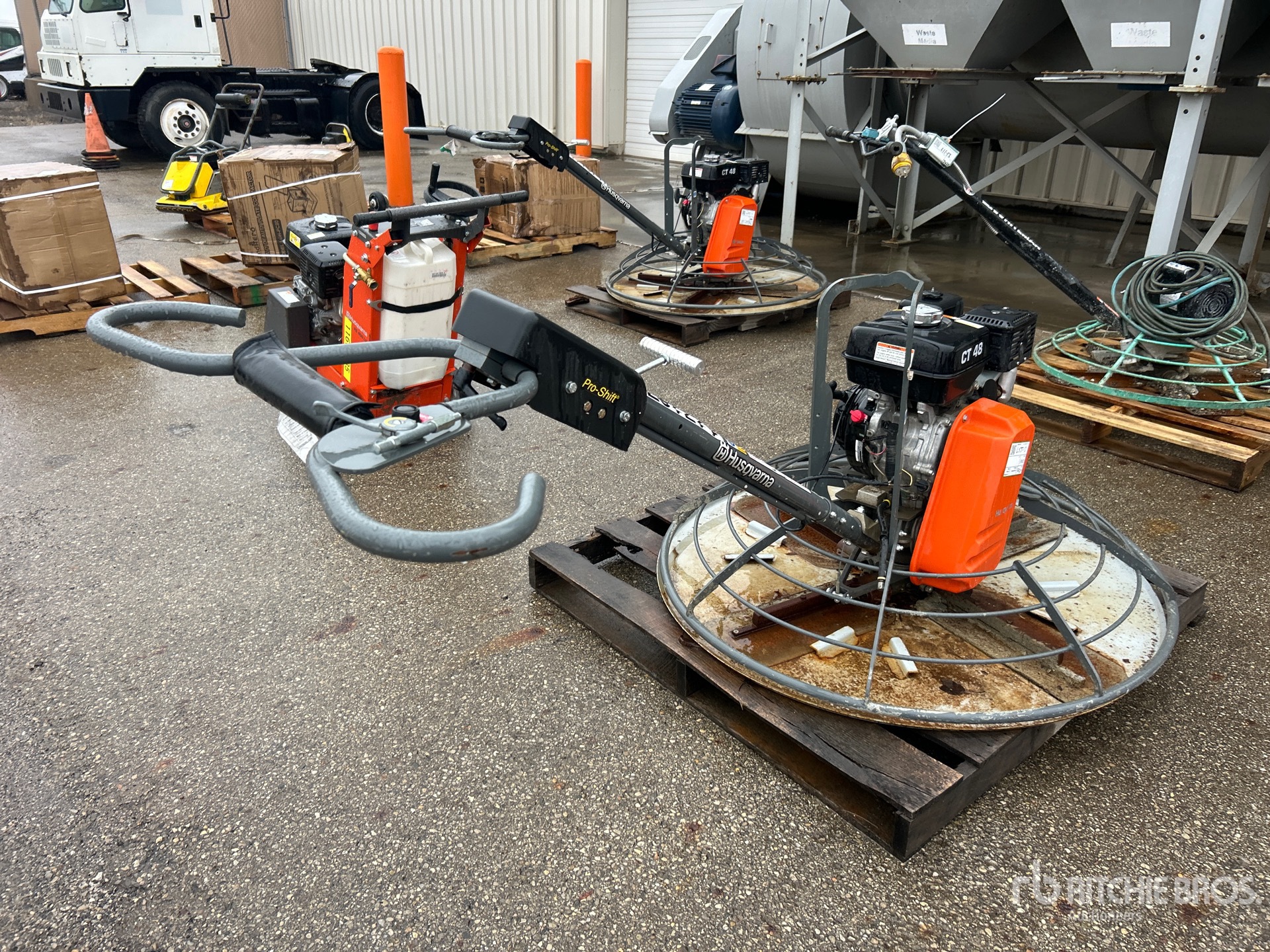 Aspect général with Image, coin avant gauche