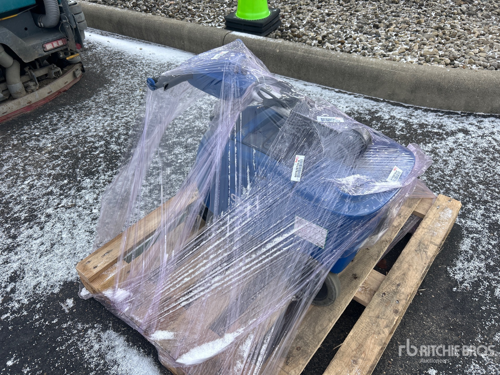 Aspect général with Image, coin avant gauche