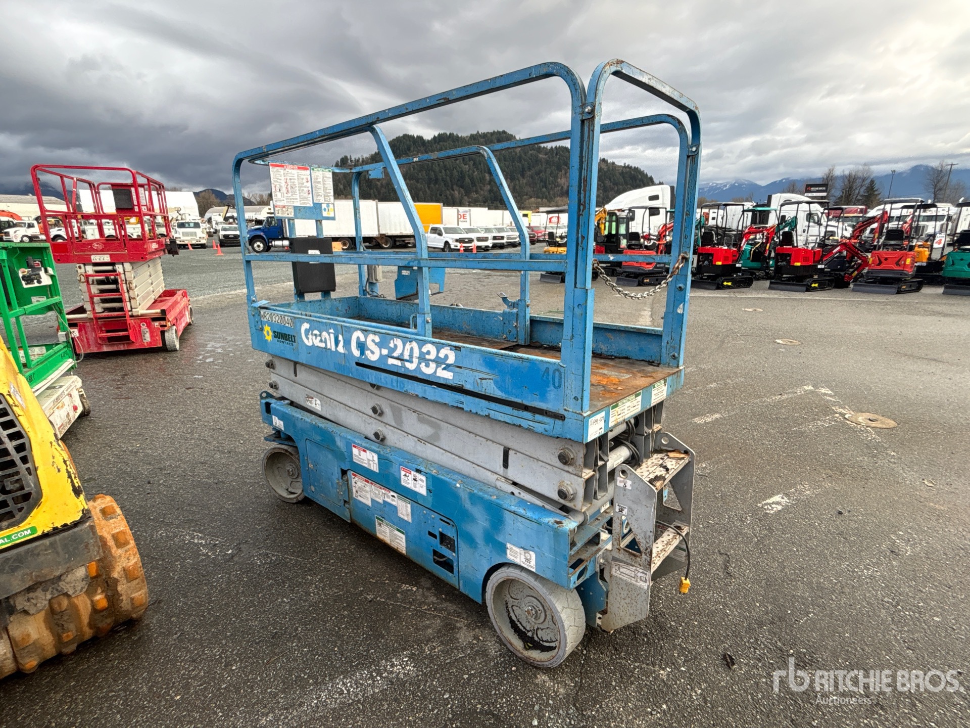 General Appearance with Picture, Left Rear Corner