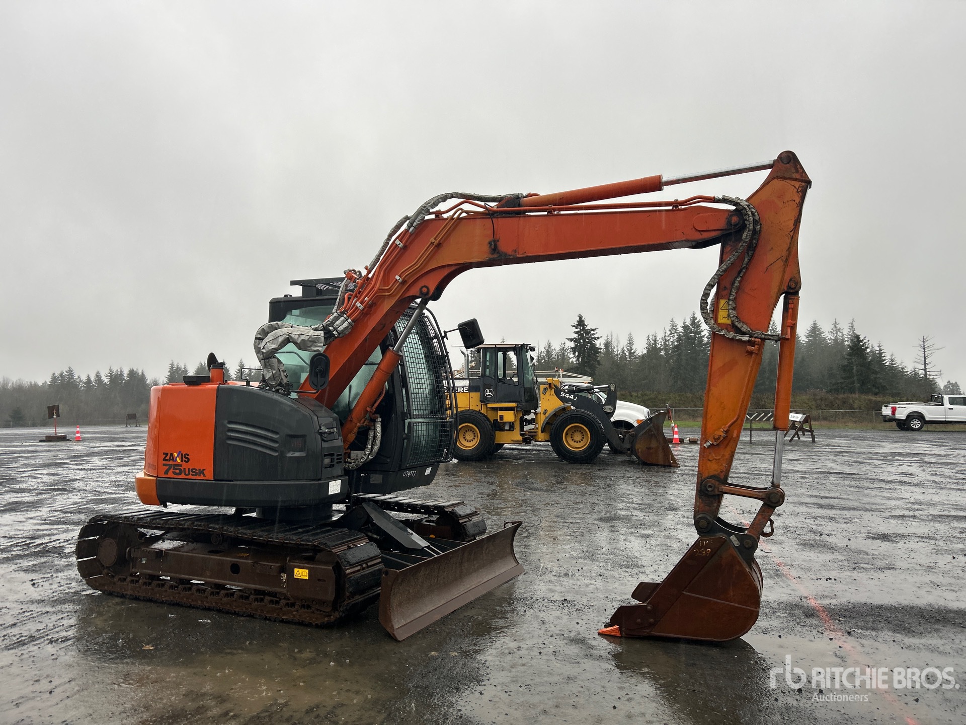 General Appearance with Picture, Right Front Corner