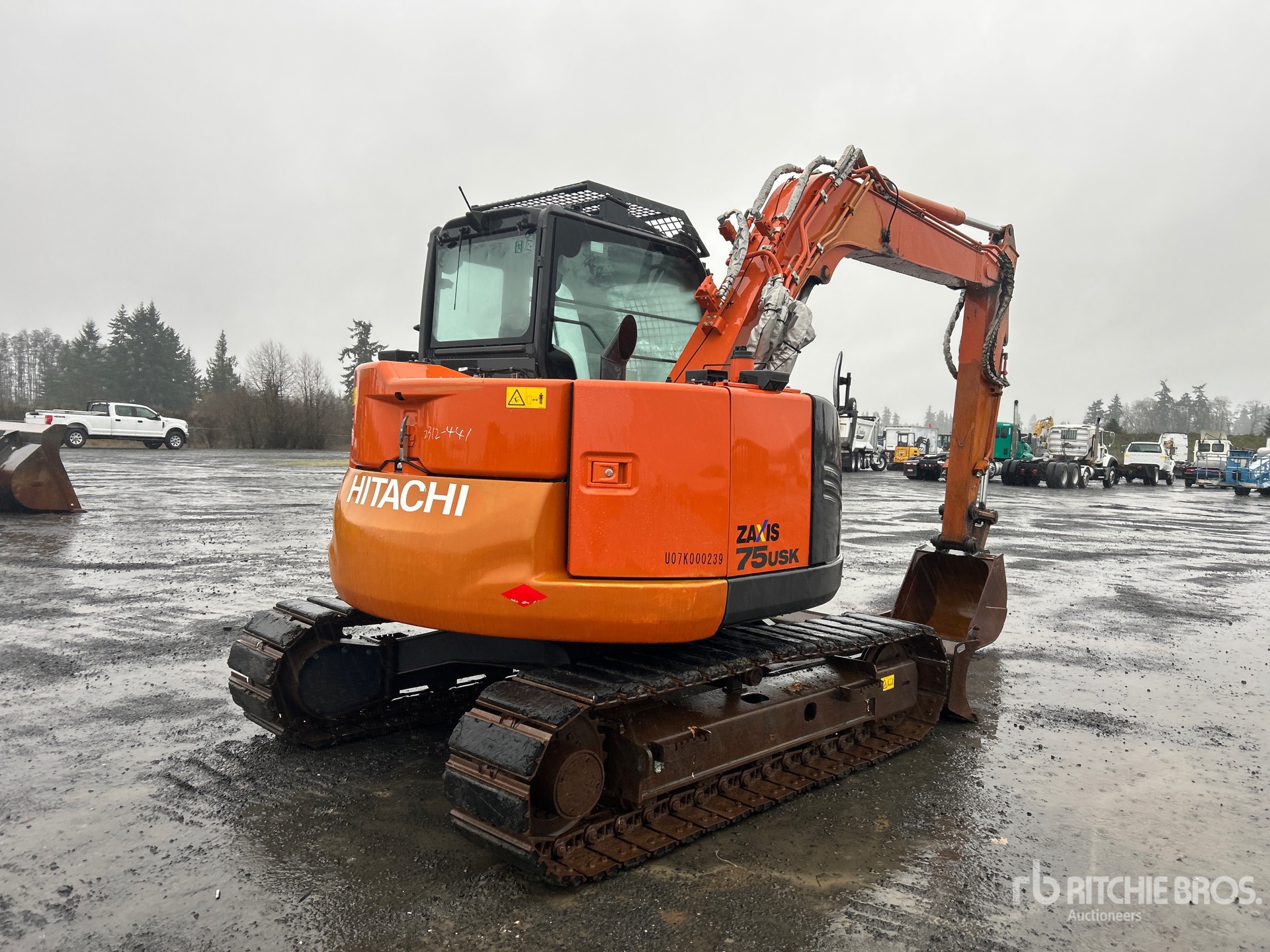 General Appearance with Picture, Right Rear Corner