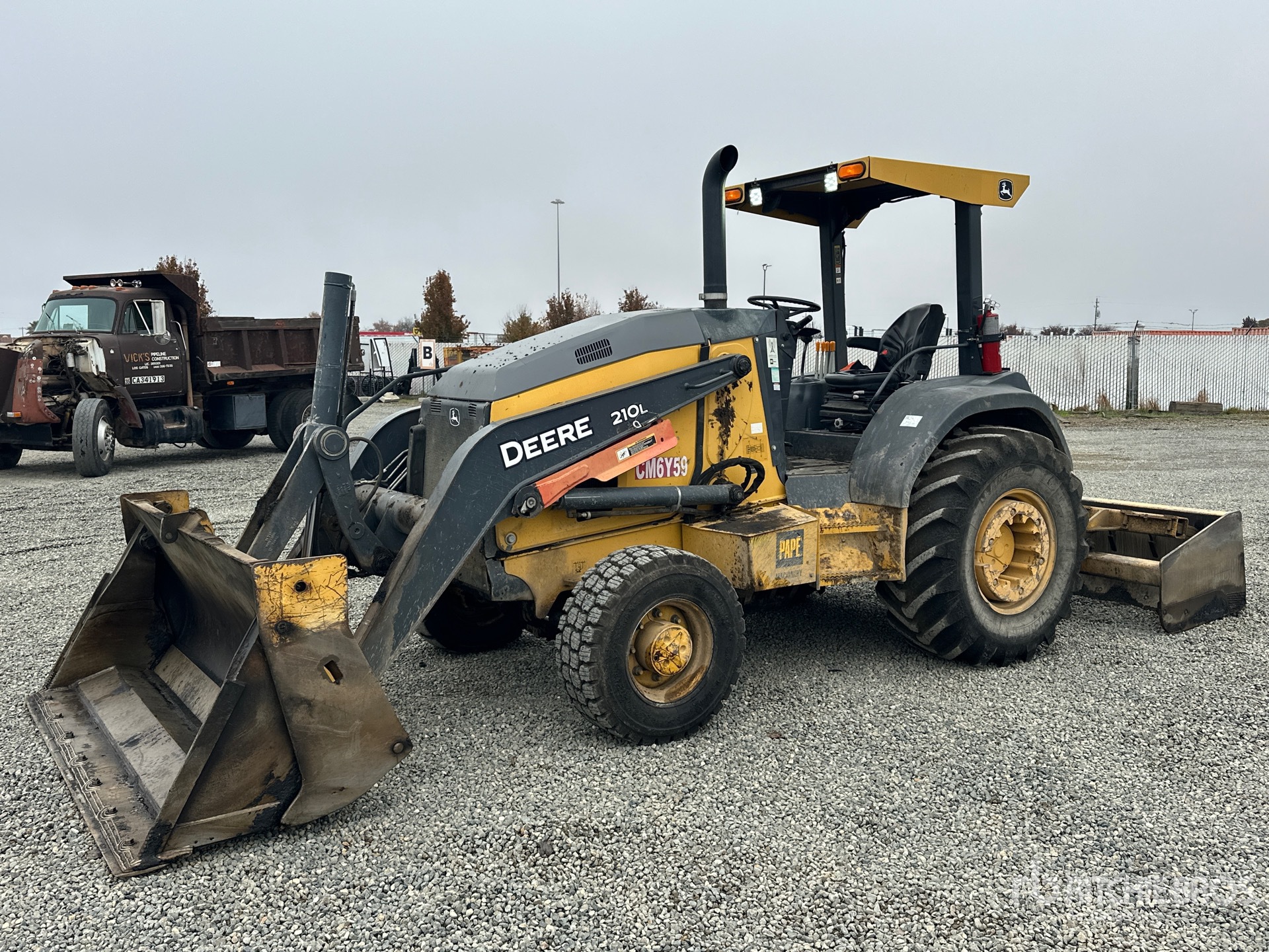 General Appearance with Foto, angolo anteriore sinistro