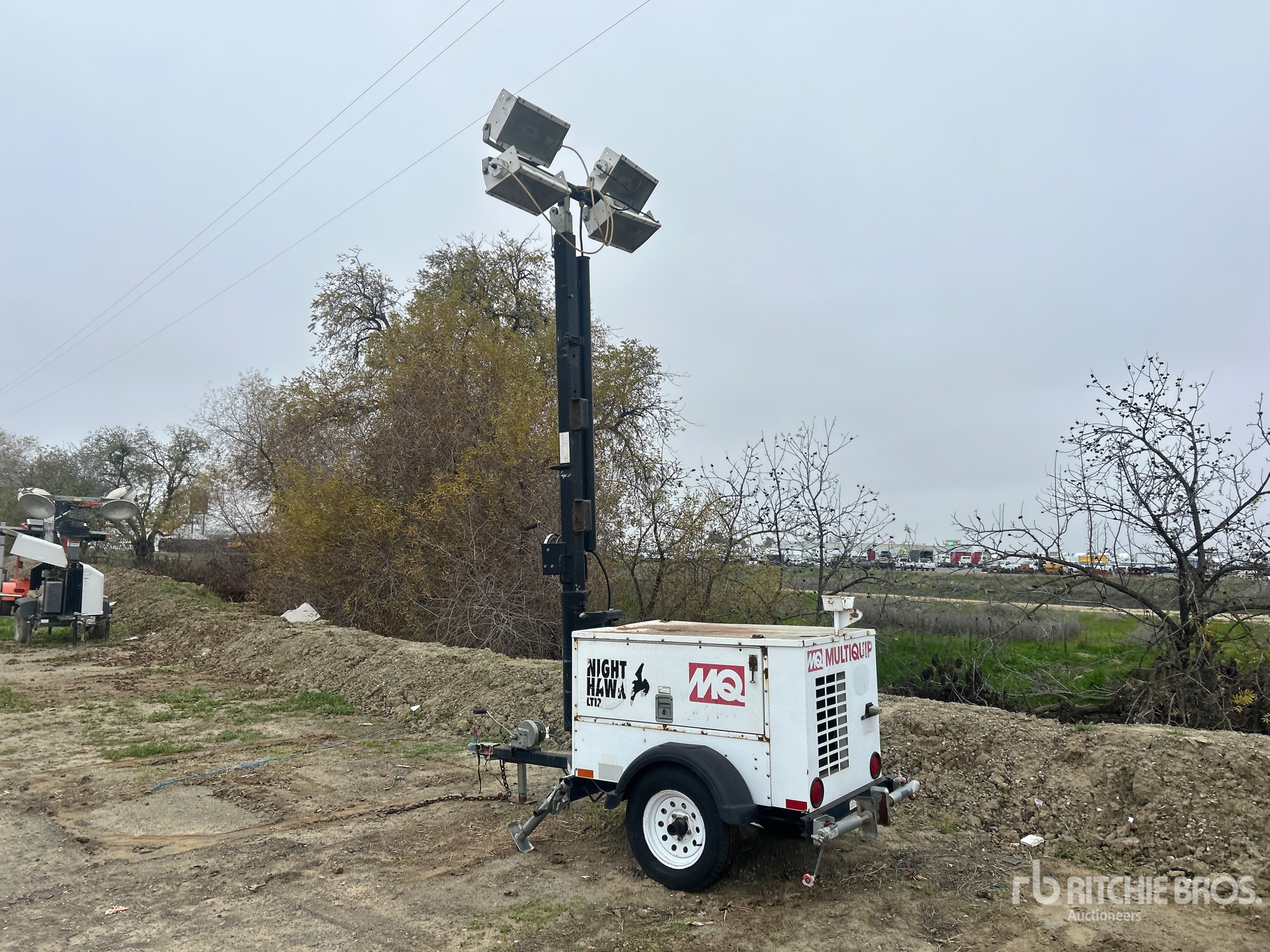 Aspect général with Image, coin arrière gauche