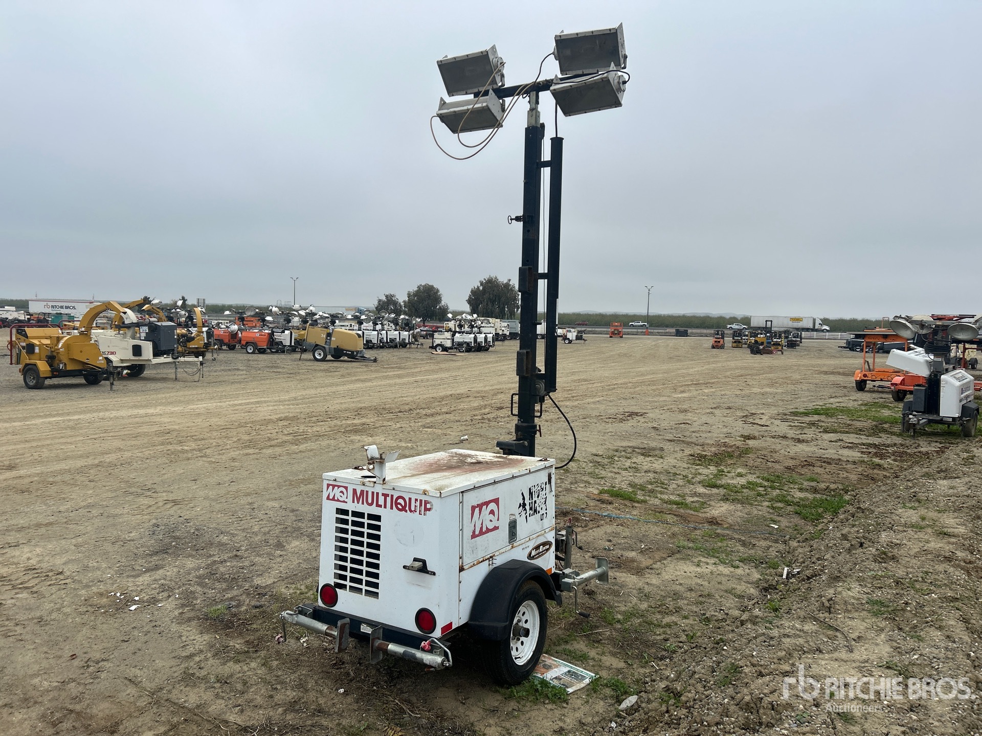 Aspect général with Image, coin arrière droit