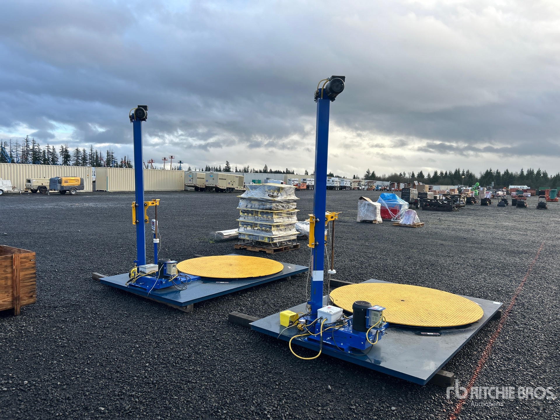 Aspect général with Image, coin arrière droit