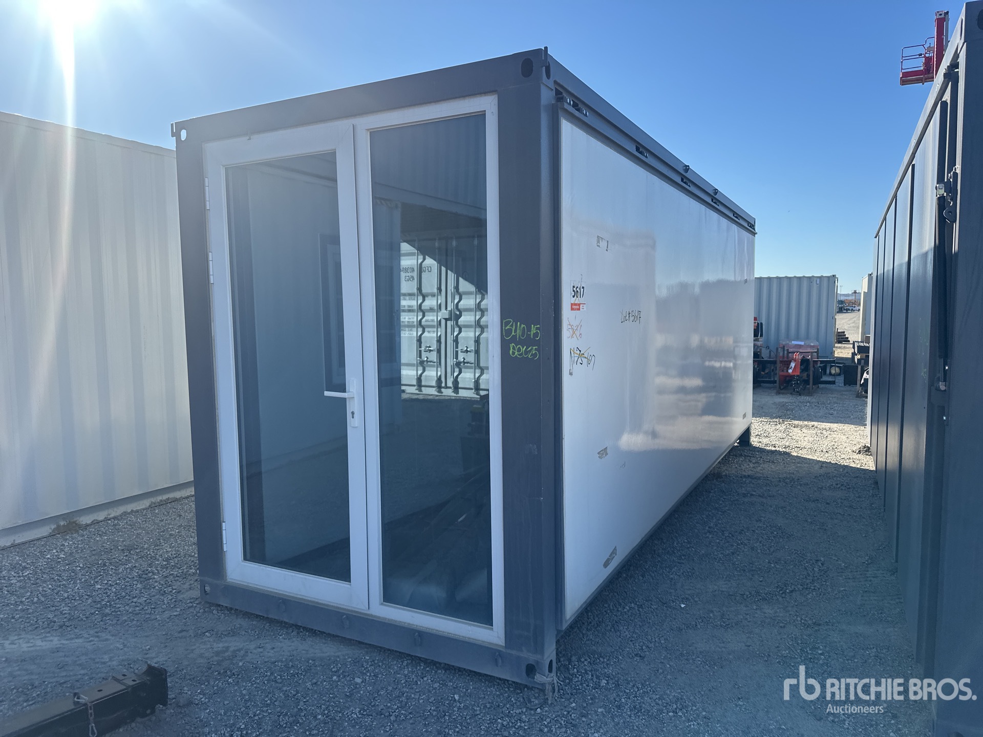 General Appearance with Picture, Left Front Corner