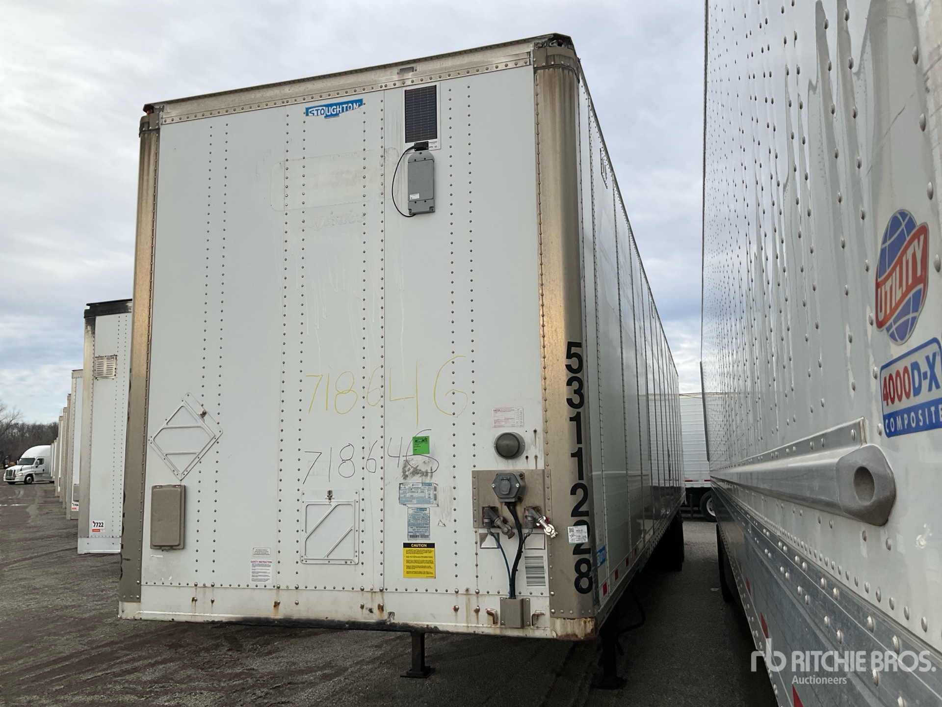 Aspect général with Image, coin avant gauche