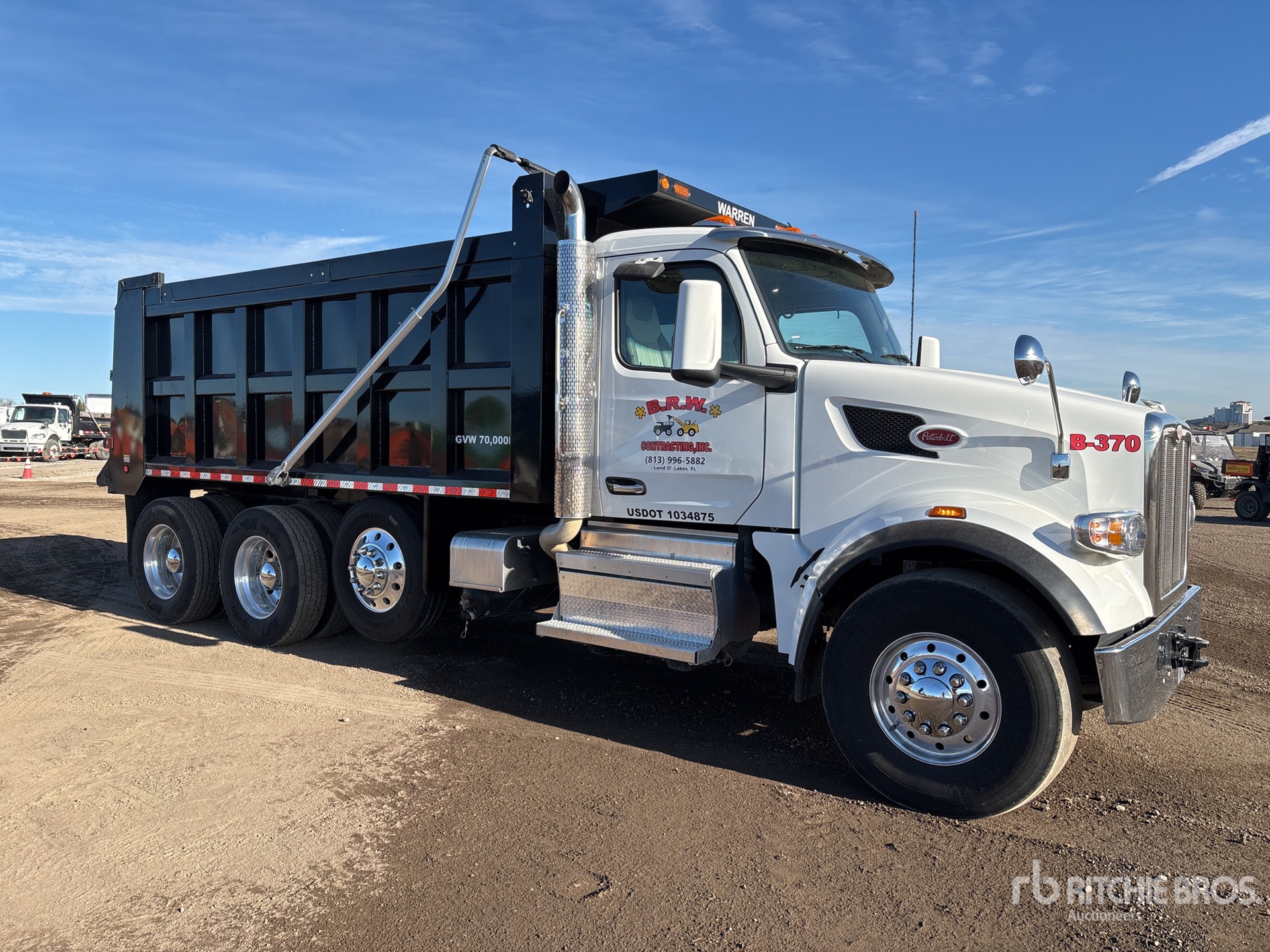 Aspect général with Image, coin avant droit