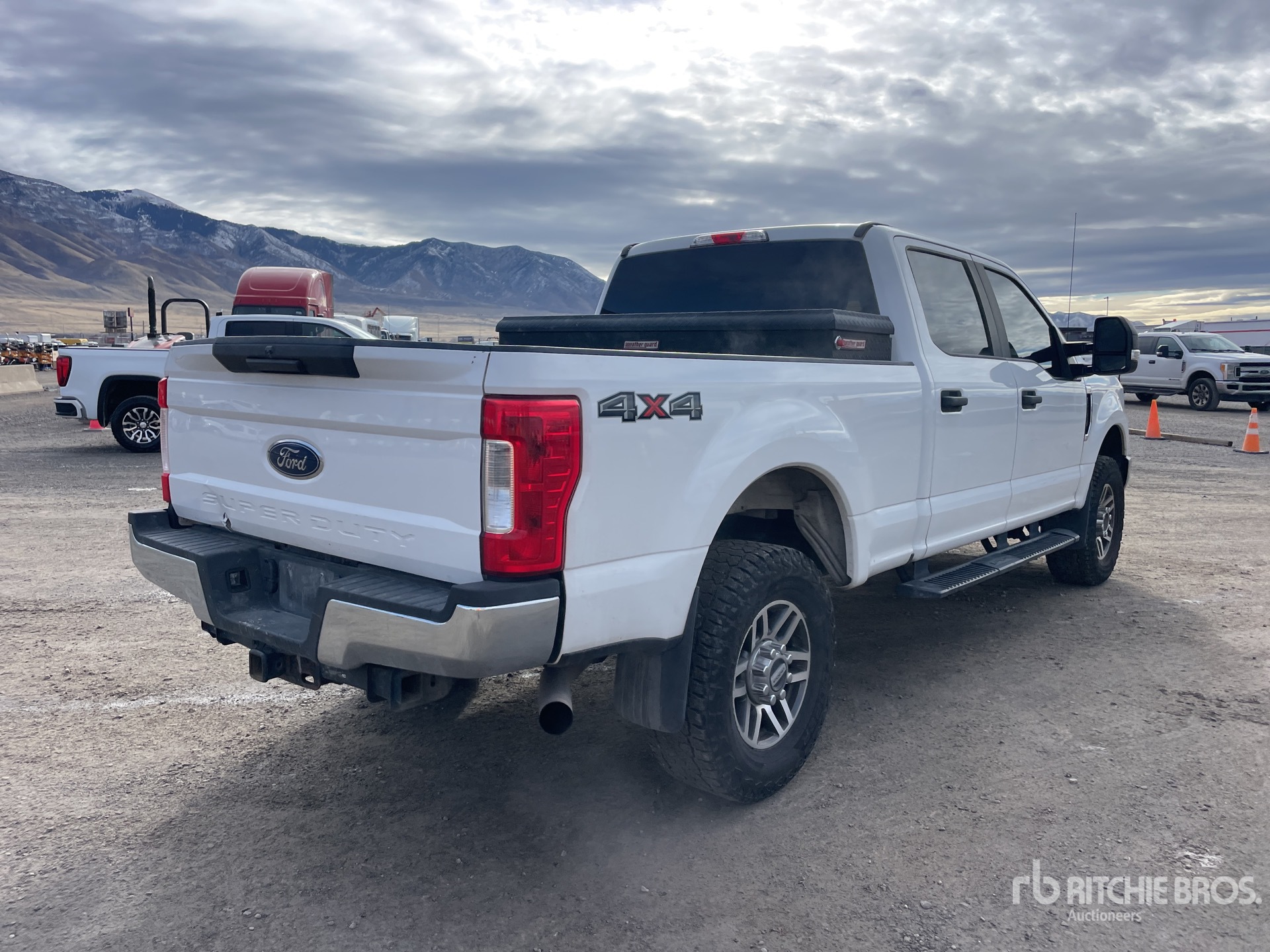 General Appearance with Picture, Right Rear Corner