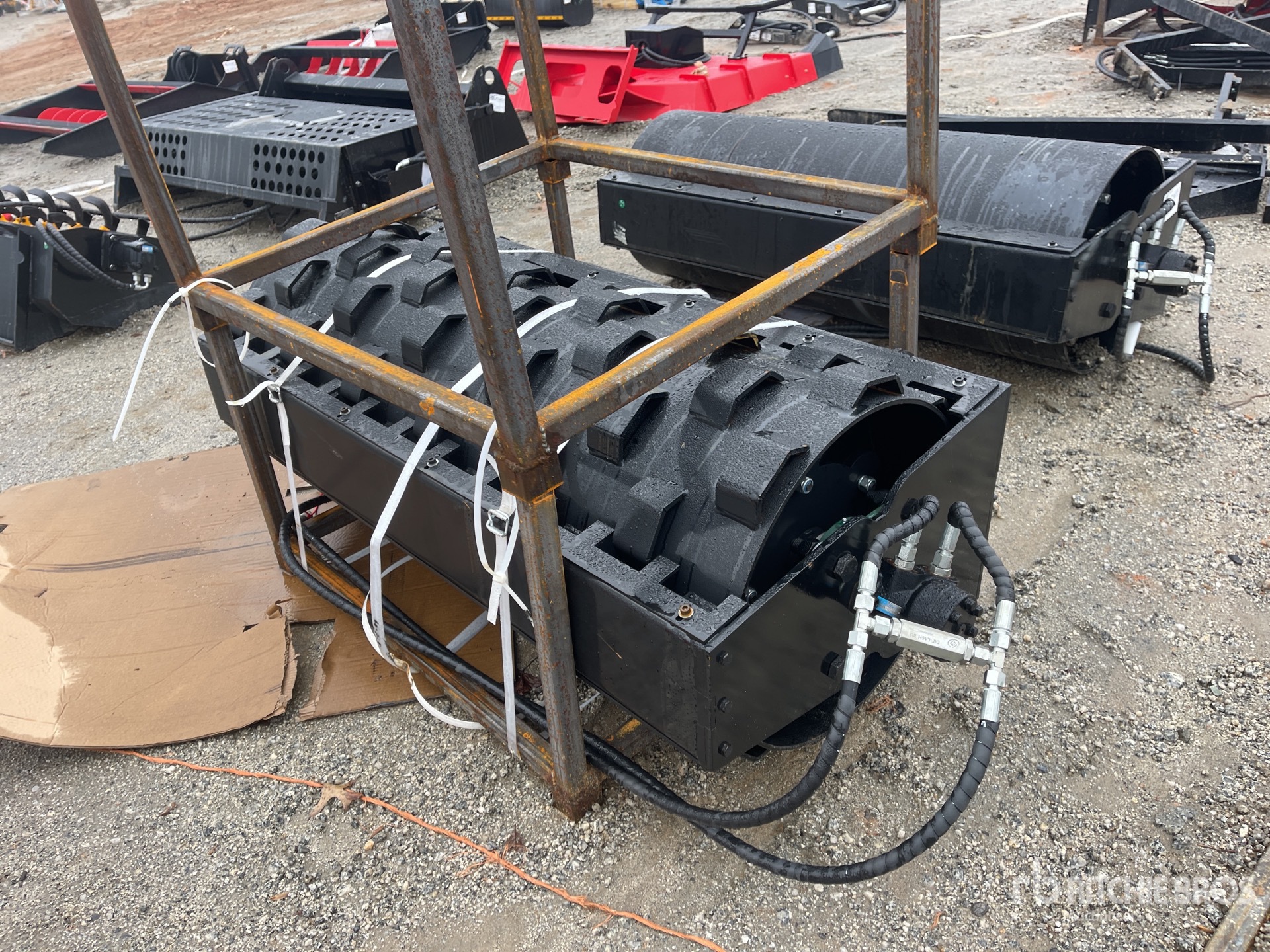 General Appearance with Foto, angolo anteriore sinistro