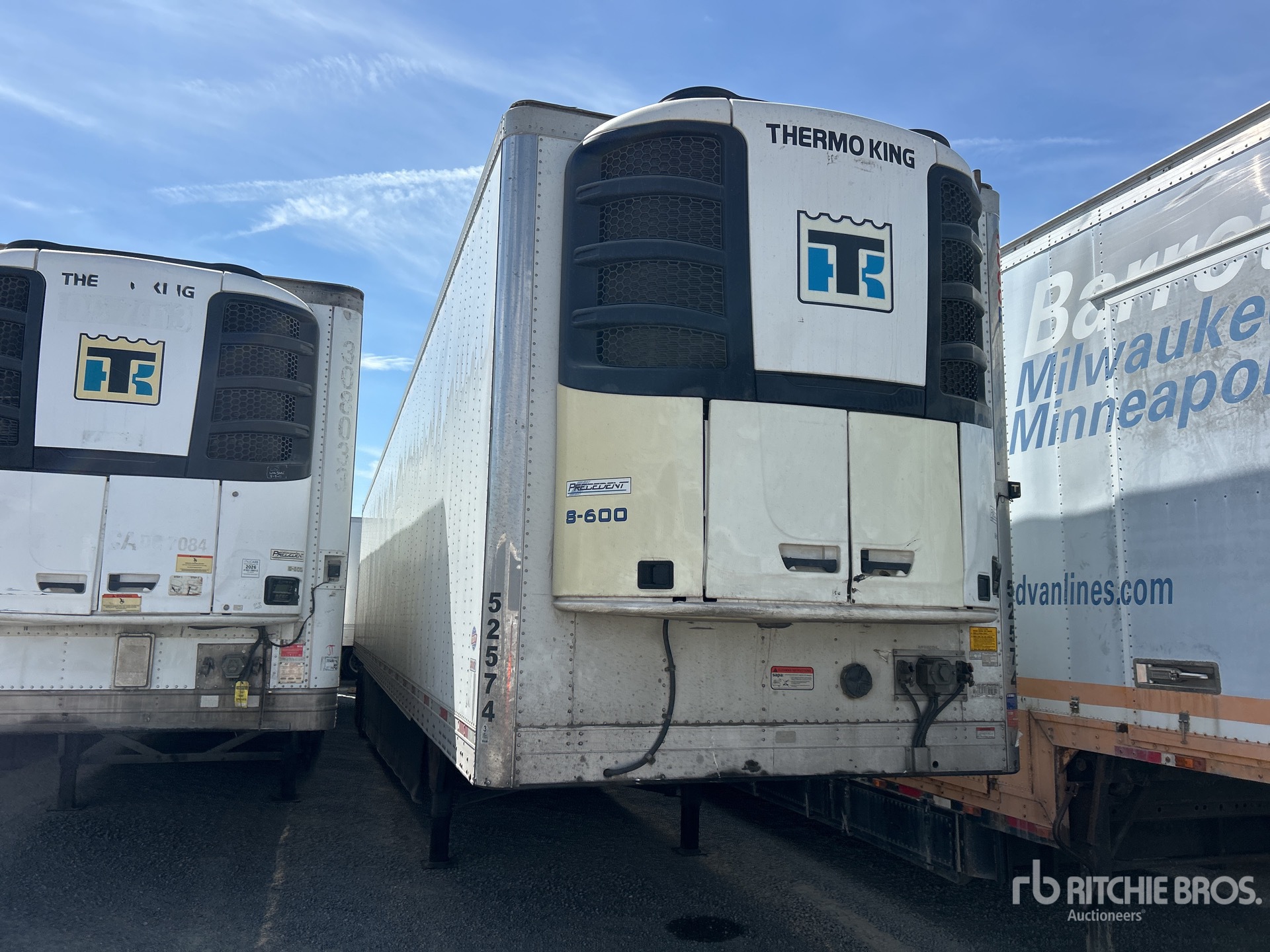 Aspect général with Image, coin avant droit